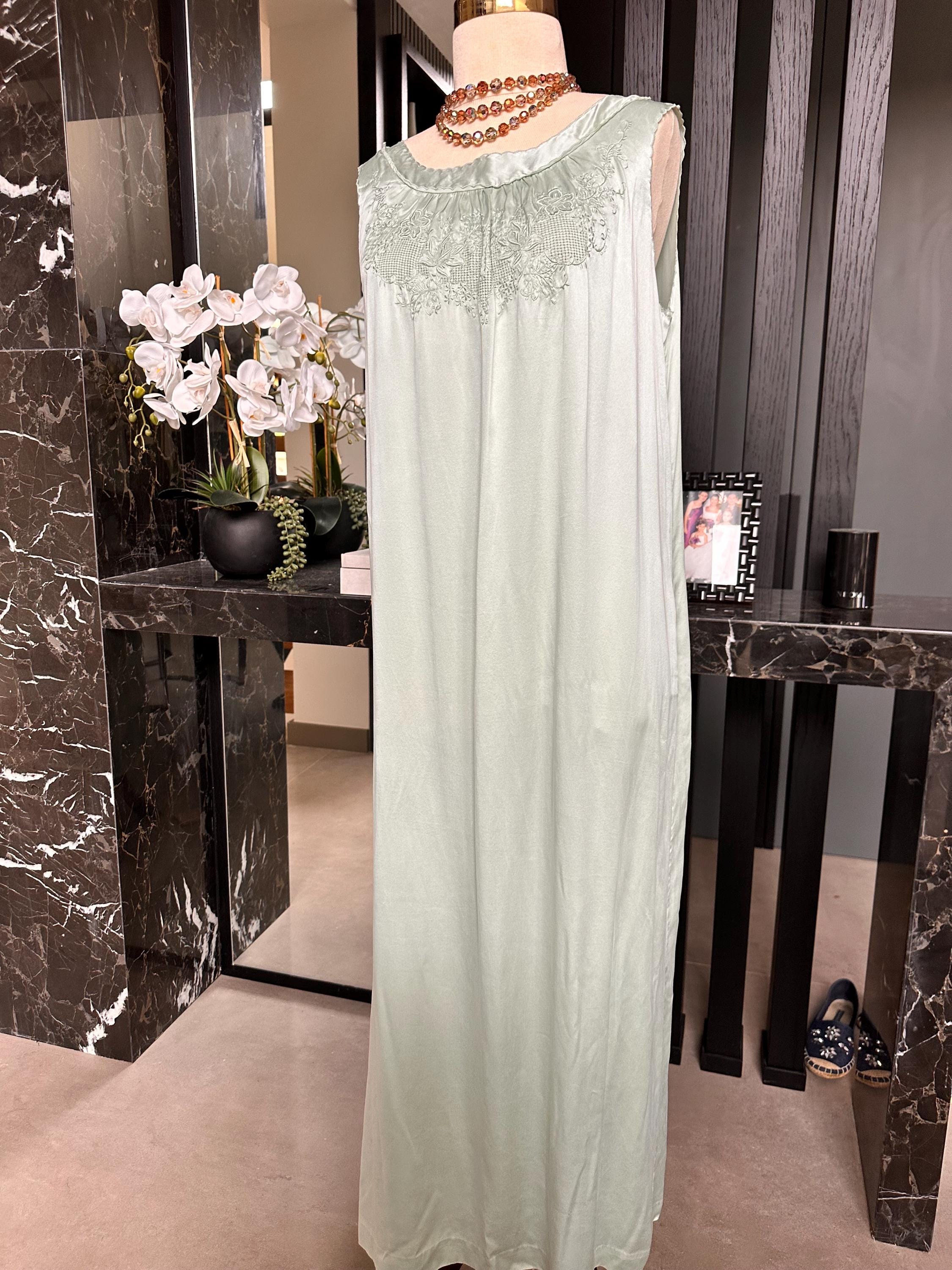 Vintage Green  Silk slip dress – Off-Shoulder Gown