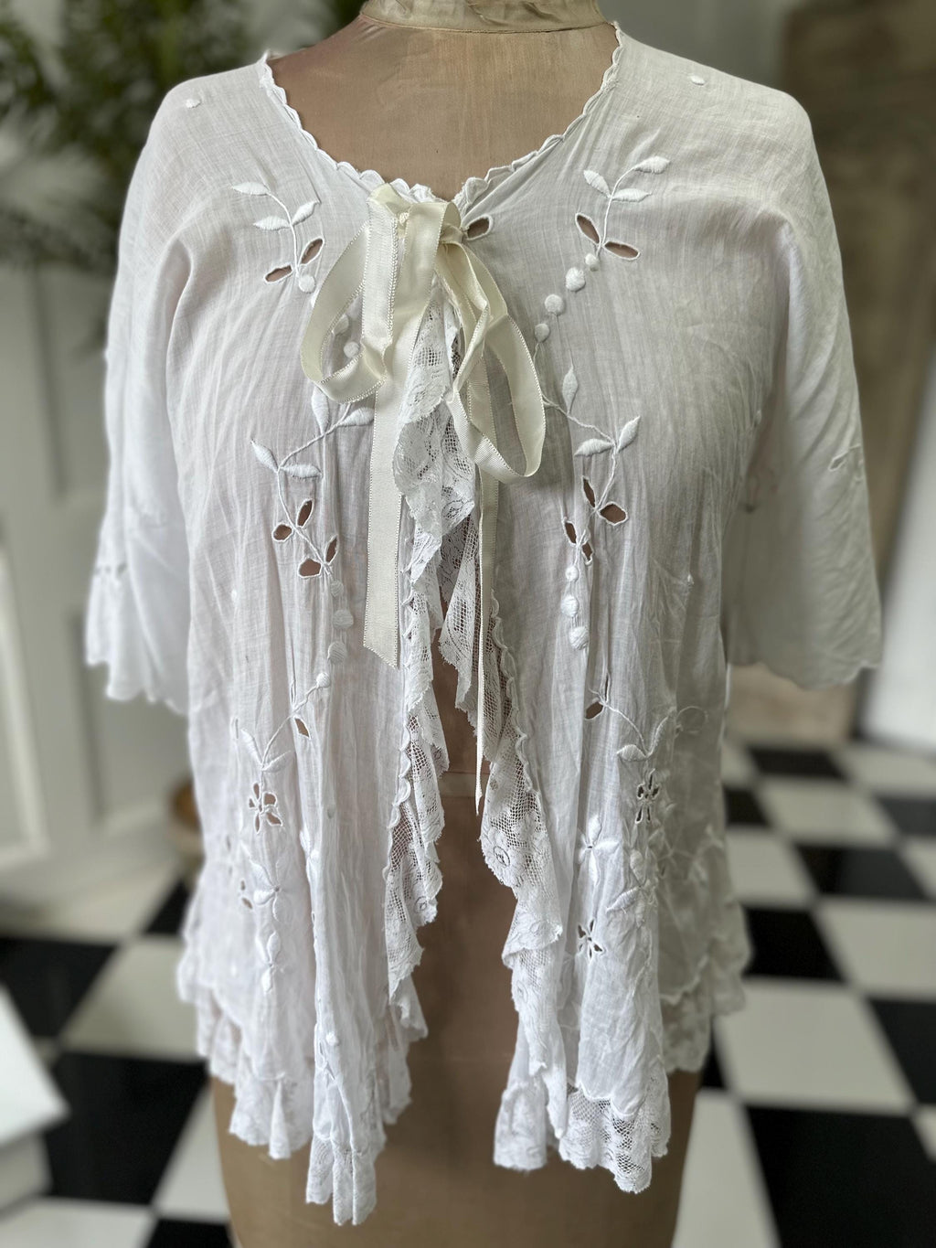 1900 Edwardian white muslin hand embroidered bed jacket