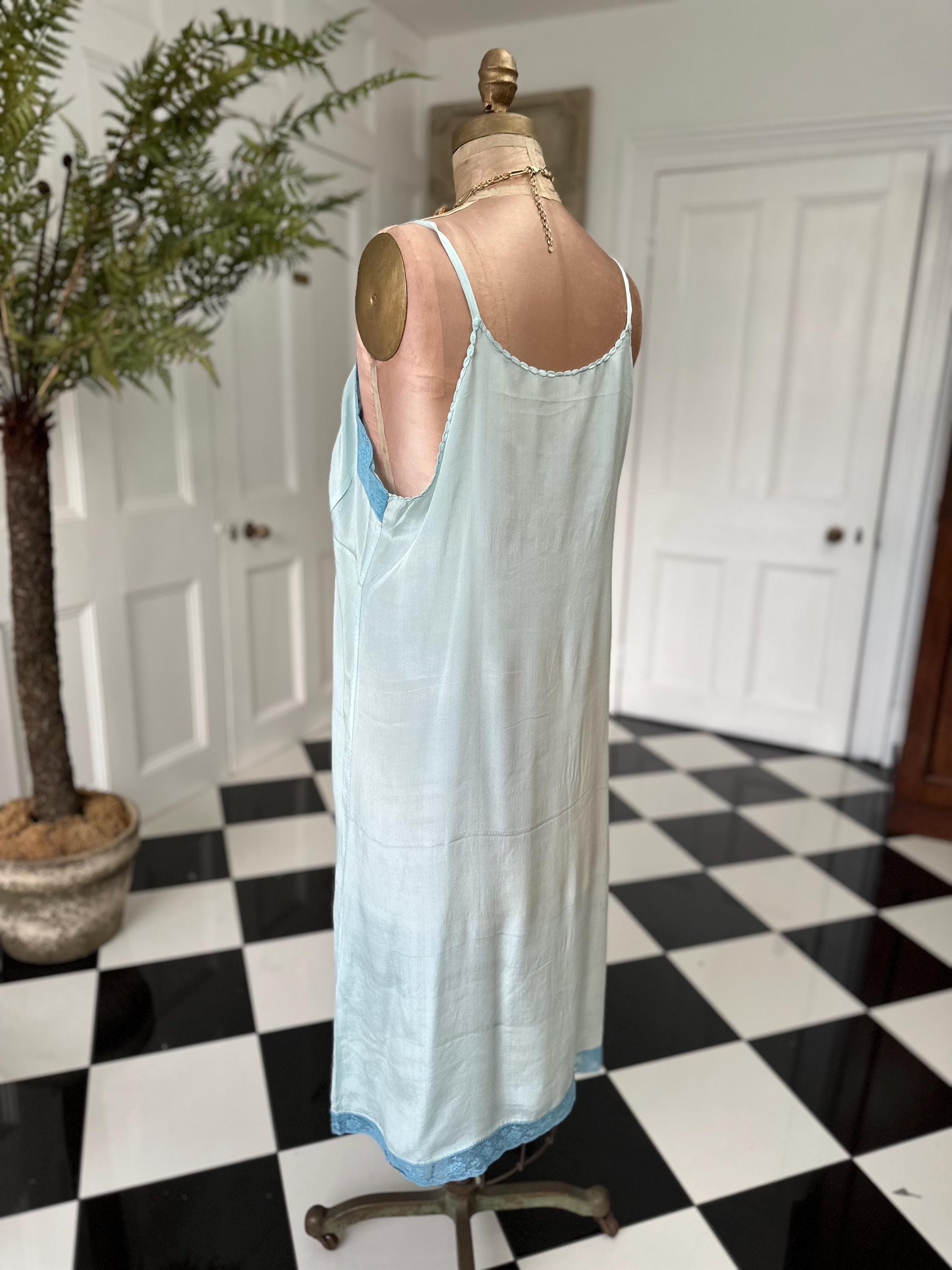 1940 Pale blue slip dress with lace details