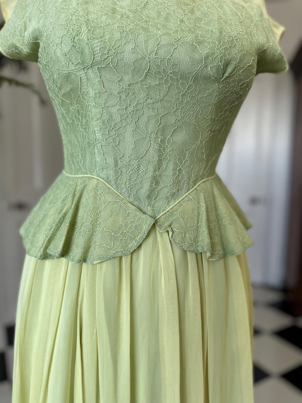 True 1940s Show Stopper Peplum Dress in chiffon and lace