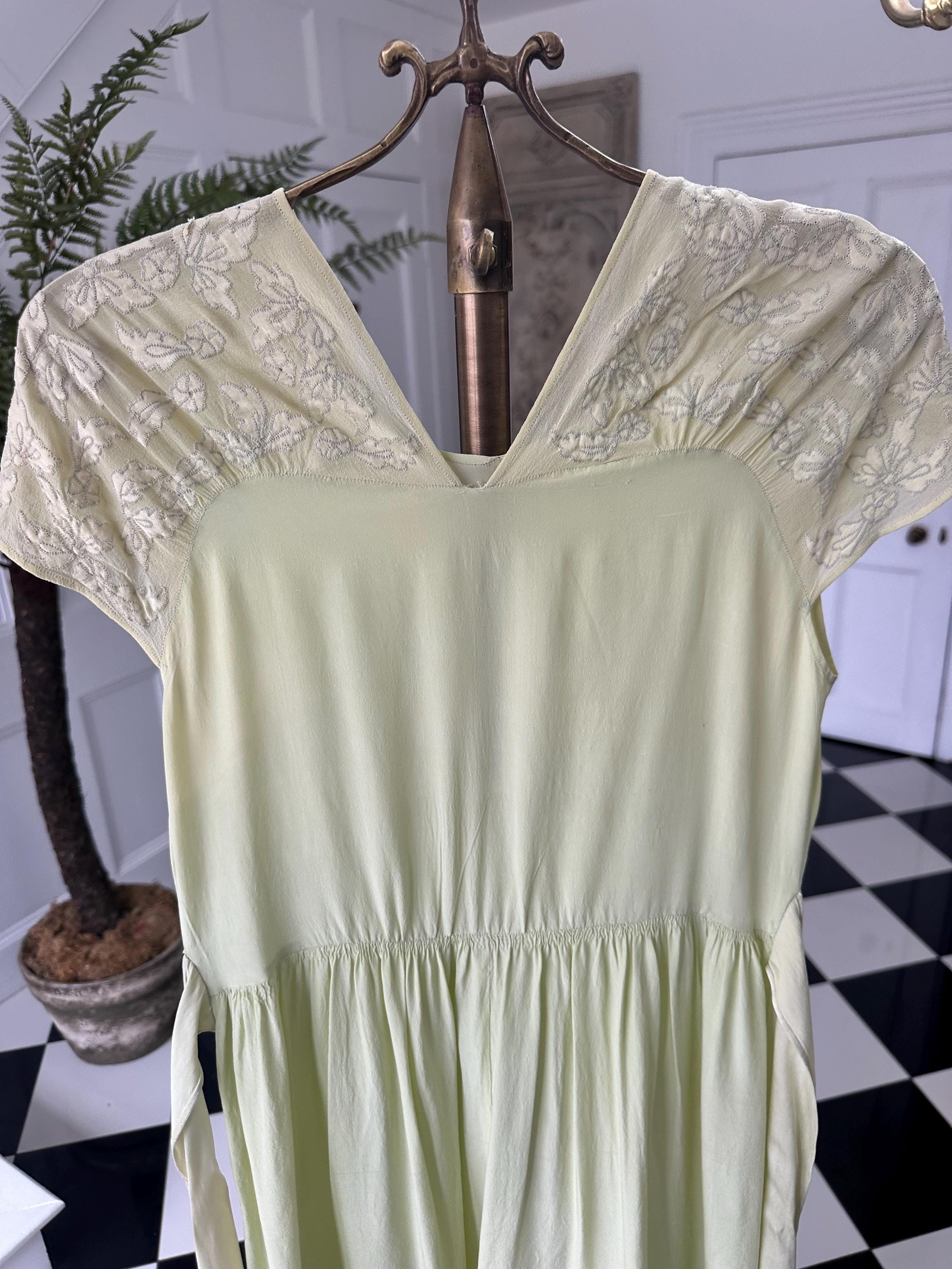 1940s Vintage Silk  Hand Embroidered Dress in mint green