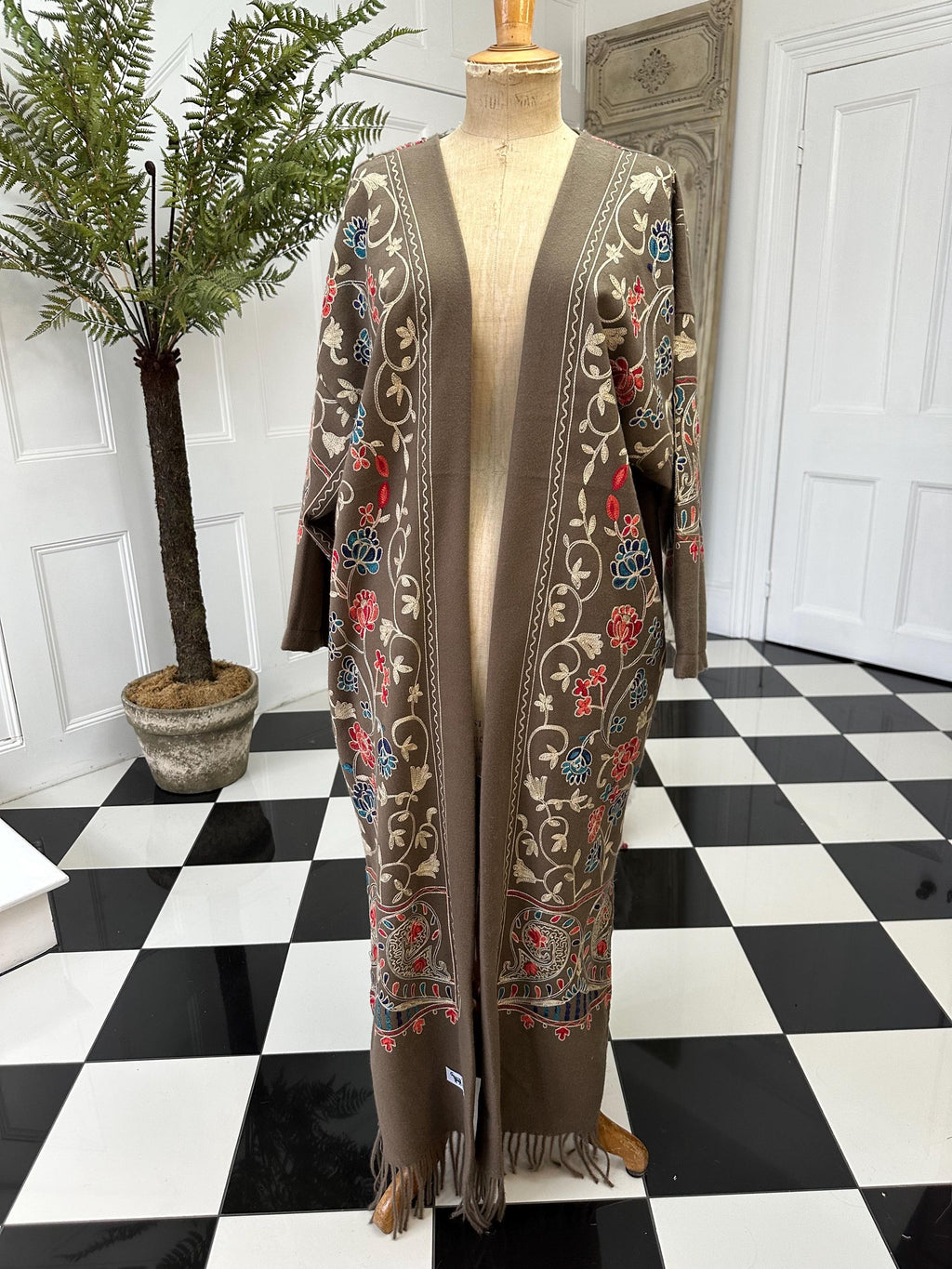 Vintage style long soft robe