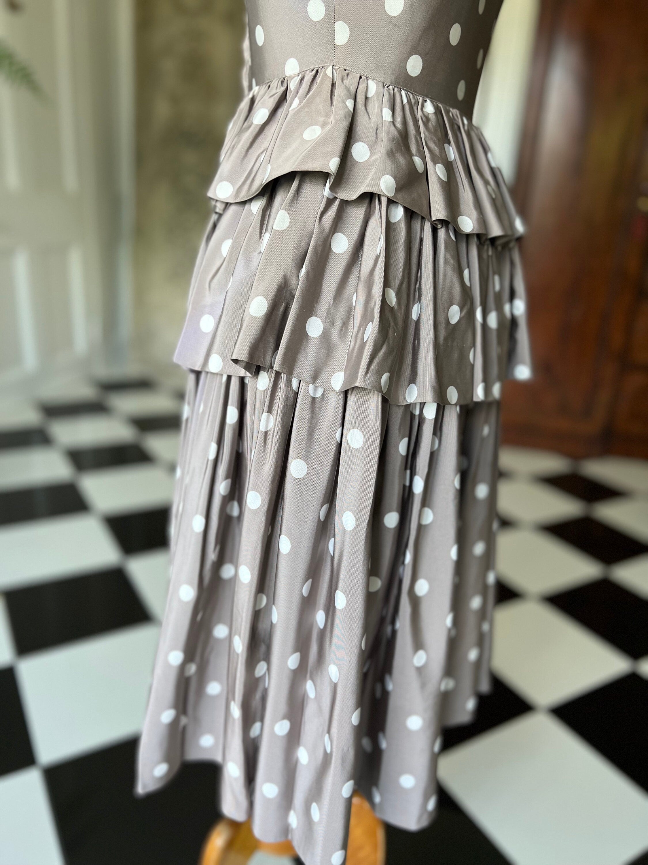 1950s mink and  white  silk tafetta polka dot ruffle skirt dress