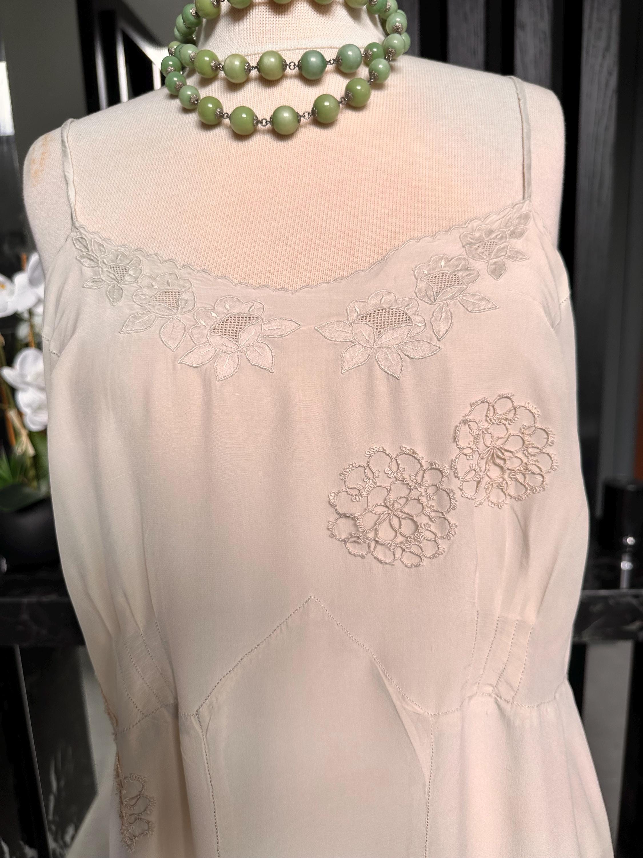 Large size. Antique 1930s cream Silk Slip – Authentic hand embroidery detail.
