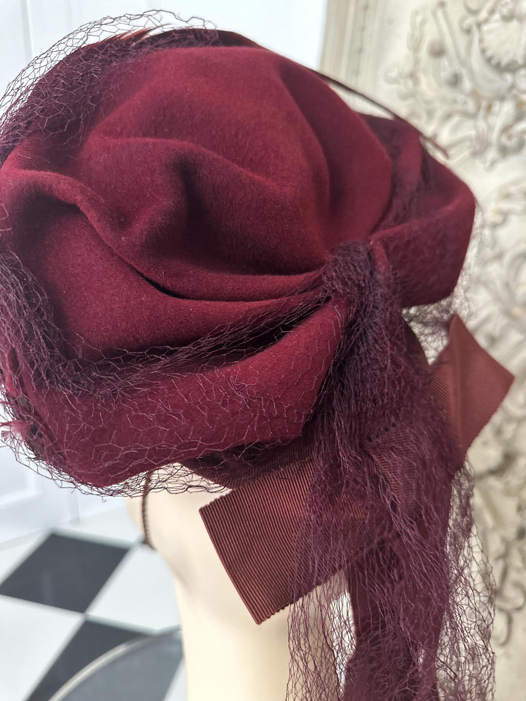 1950s Dark Red Felt Wool Hat with Feathers