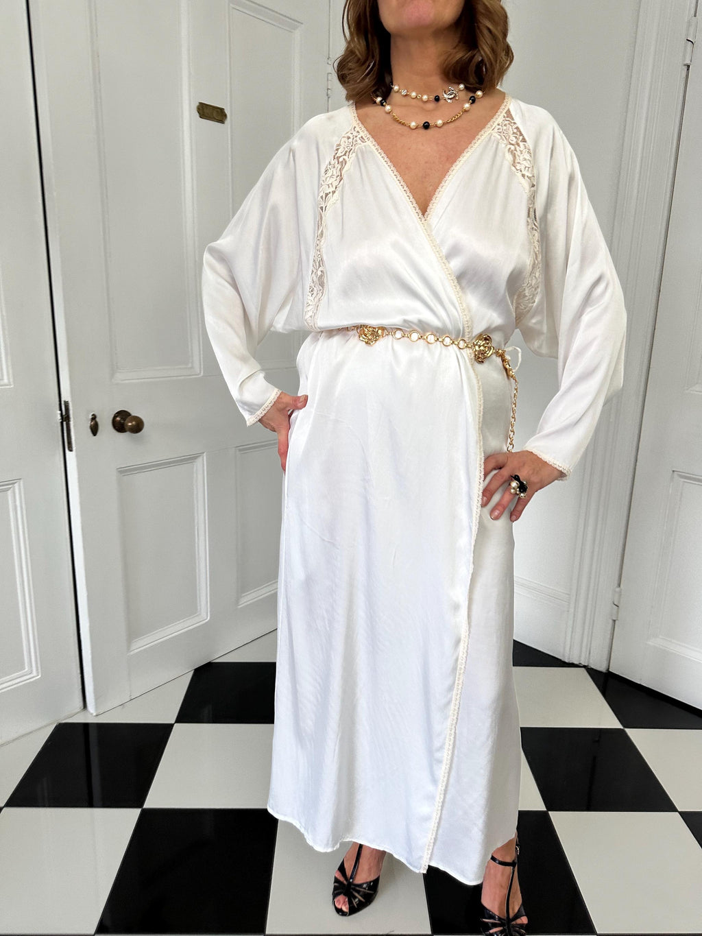 1970s vintage white satin wrap dress robe