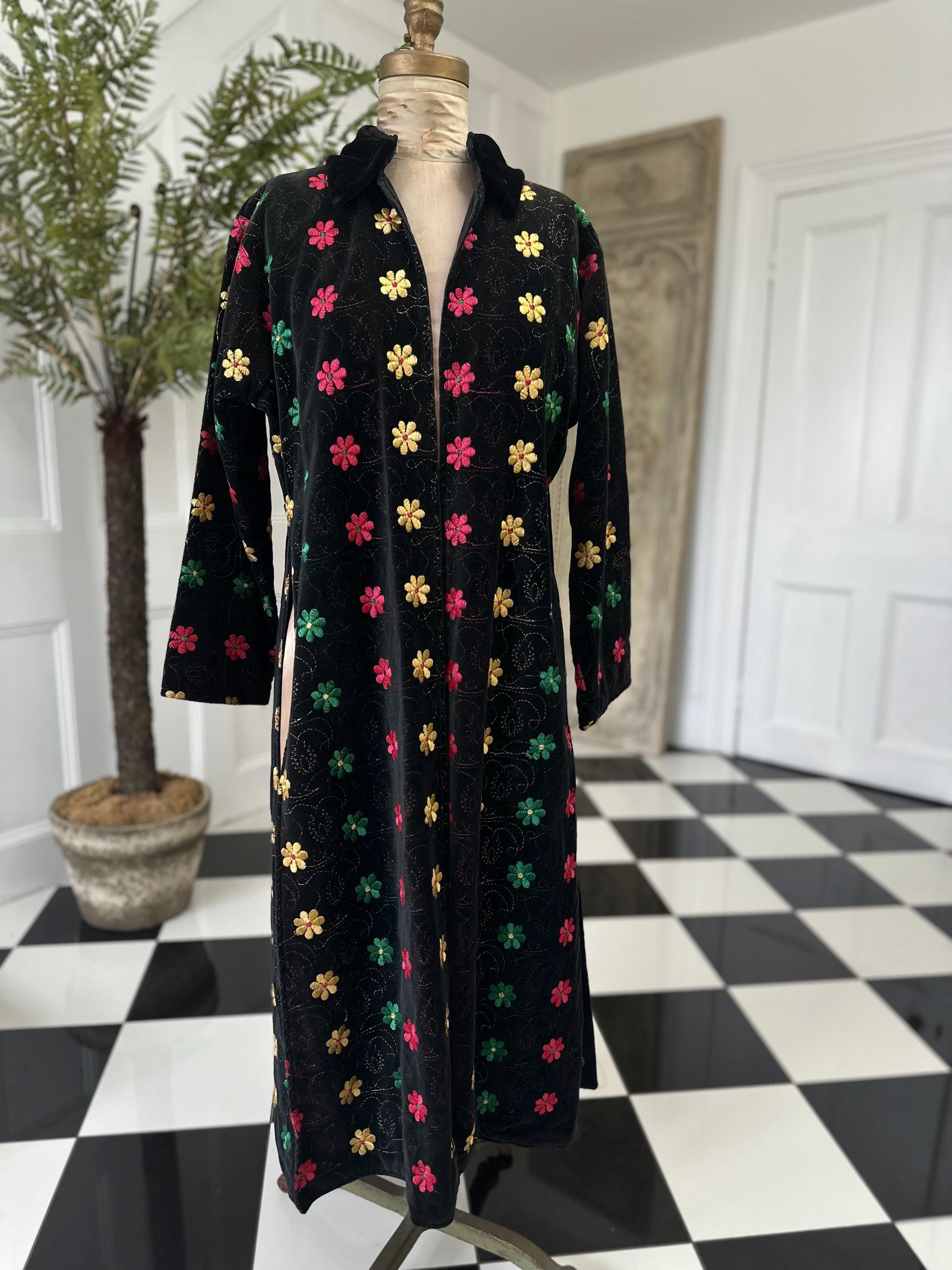1950s black velvet kimono  house coat with silk embroidery coat
