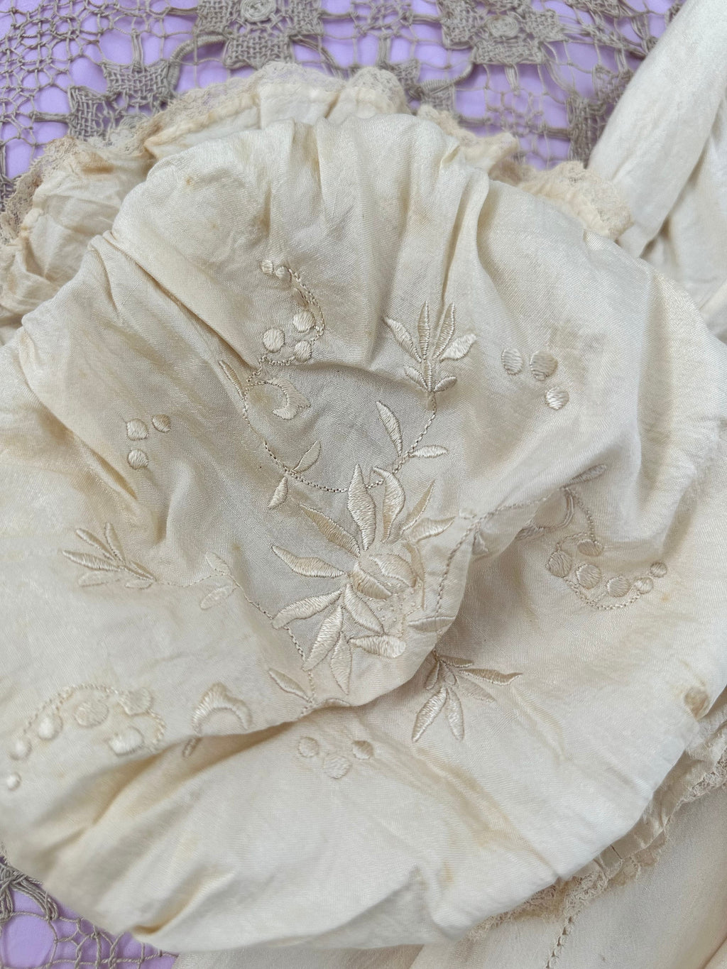 Edwardian 1910s silk little girls dress and bonnet