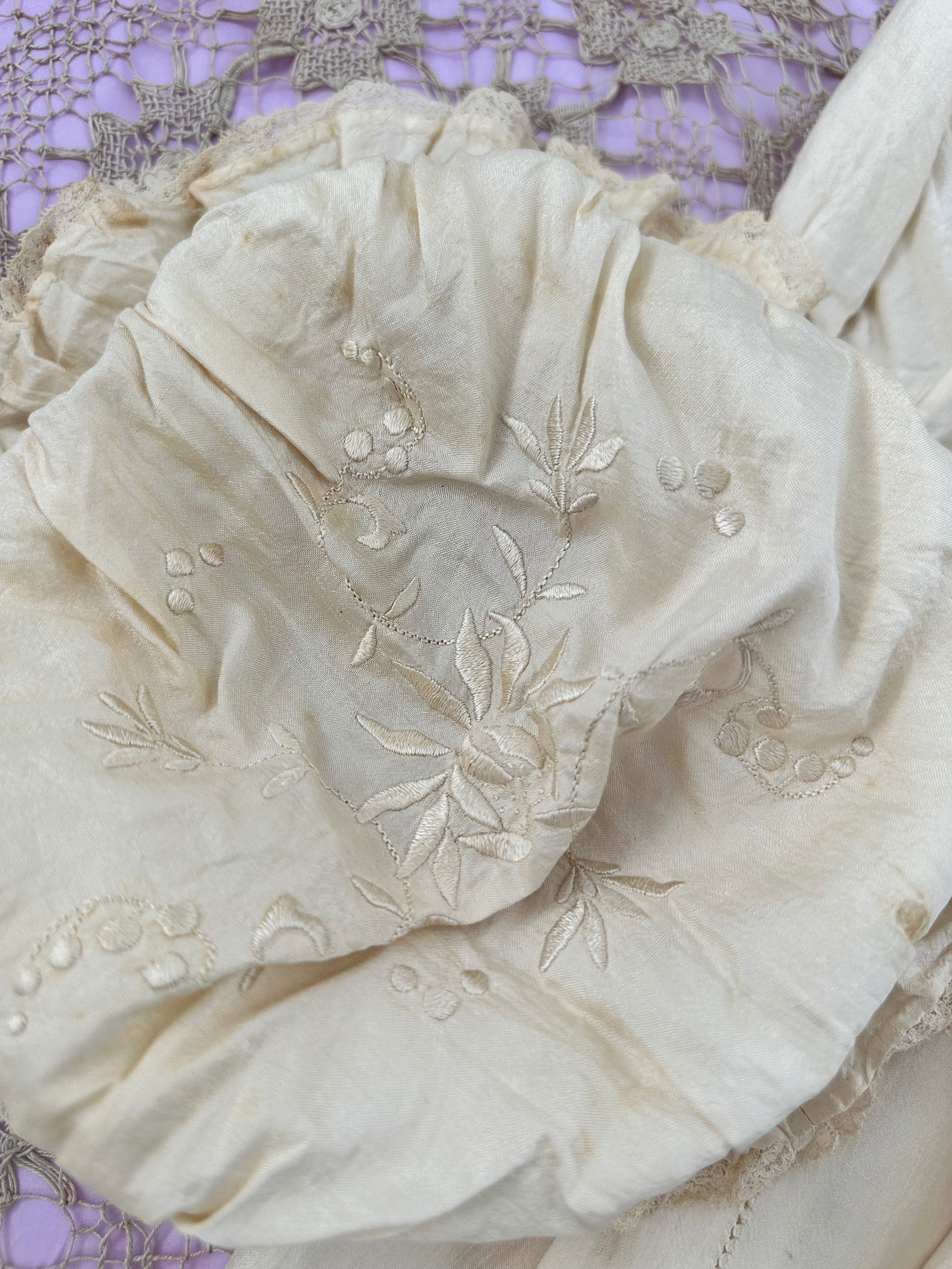 Edwardian 1910s silk little girls dress and bonnet
