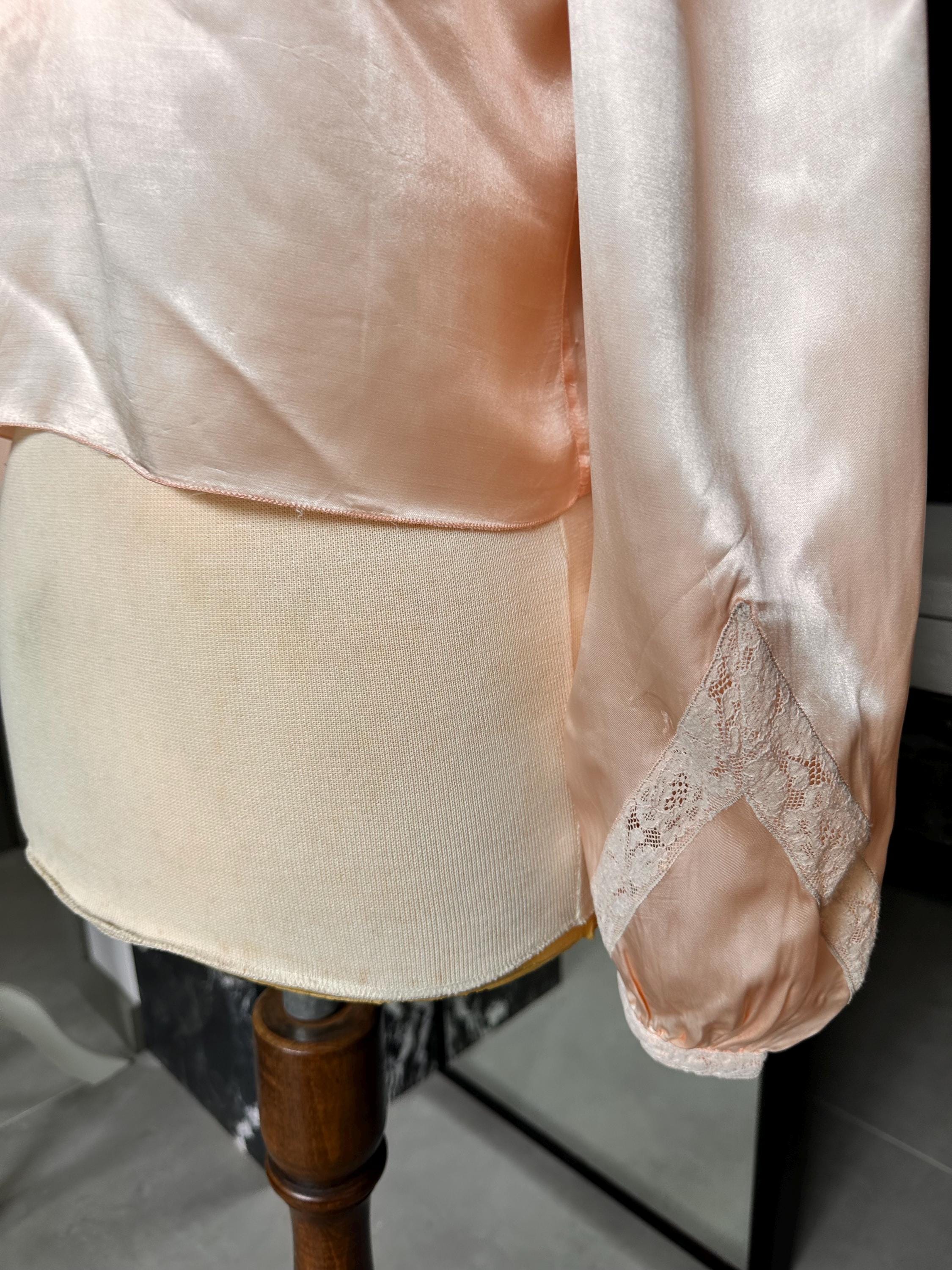Antique 1930s Peach Silk Satin Bed Jacket – Authentic with Lace Trim Boler