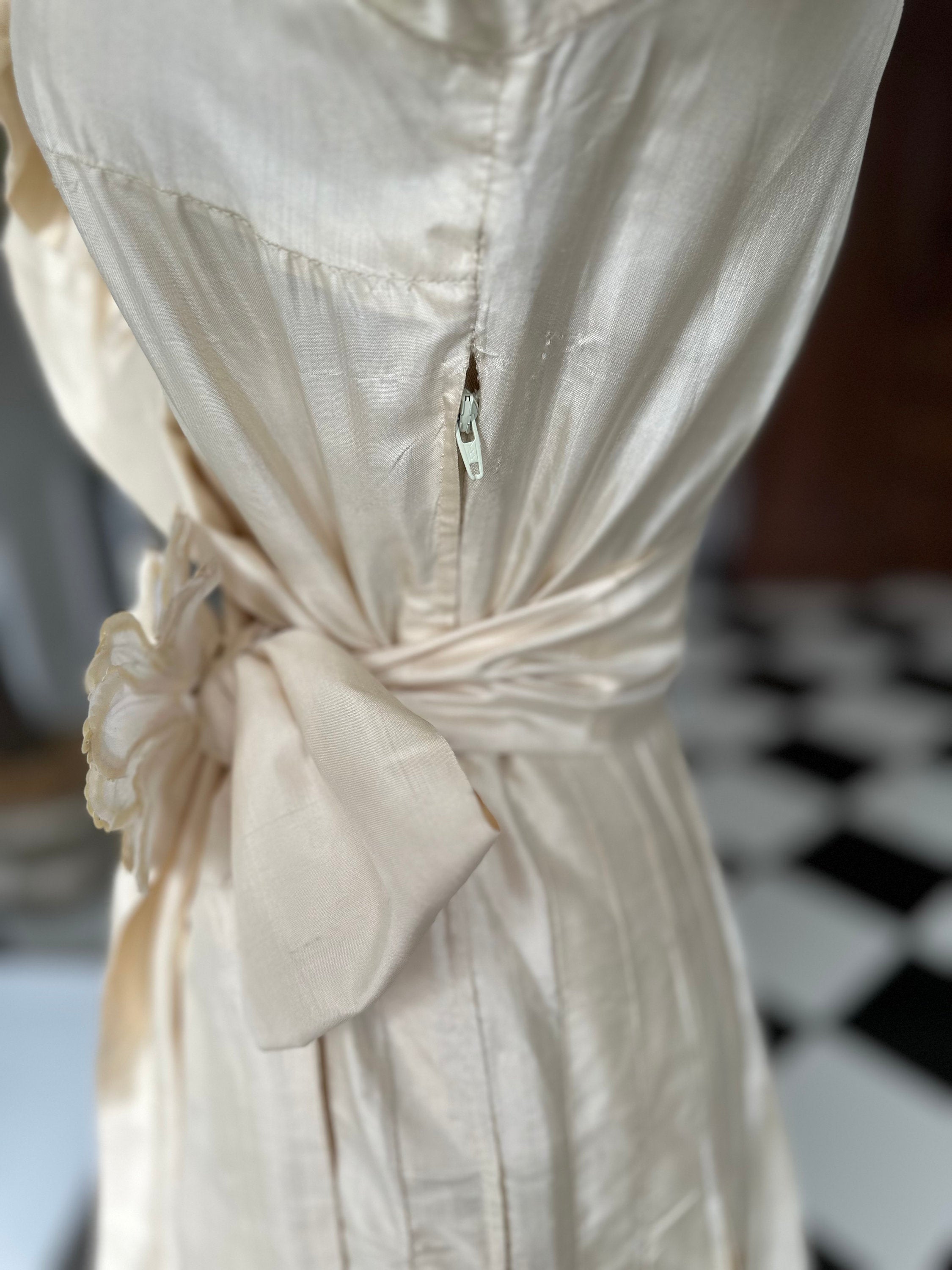 1970 Vintage Dupion silk dress long sleeve