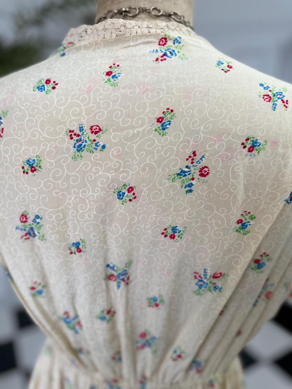 Vintage 1940s Silk Dress with Tiny Floral Details