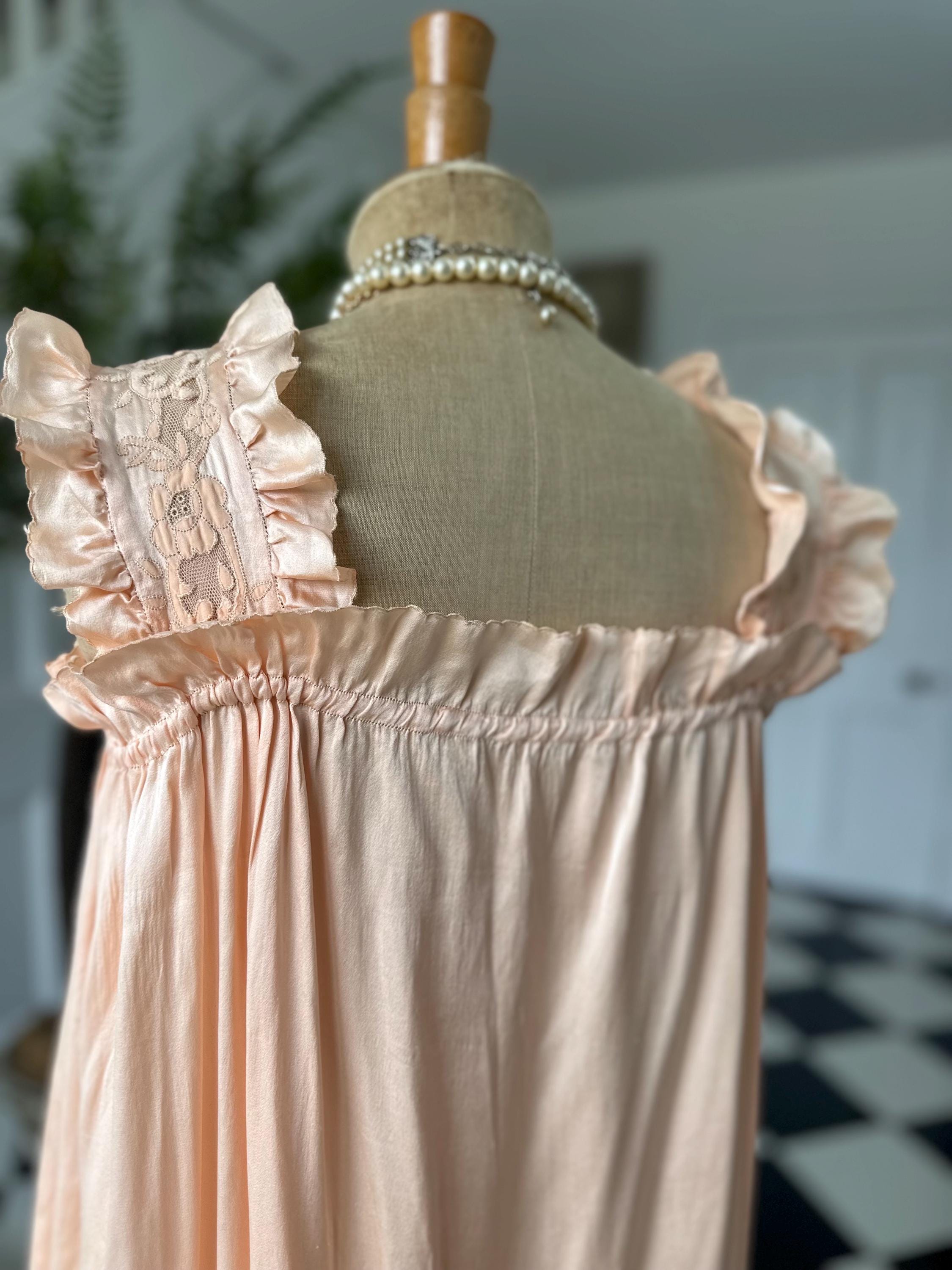 Vintage 1930s 40s  peach Silk smock slip dress hand embroidery and ruffle trimming