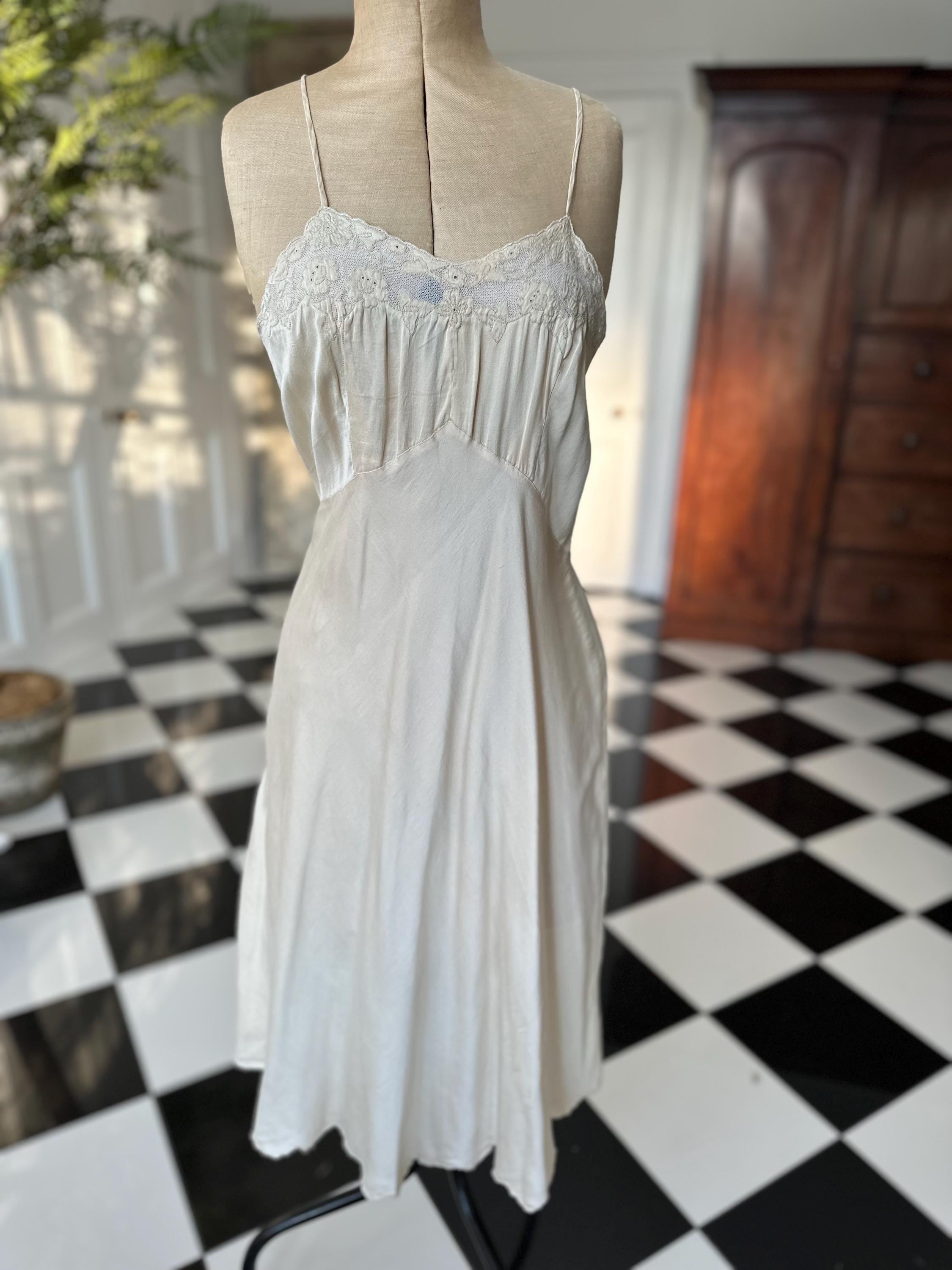 1930 Cream silk slip with embroidery to the front chest