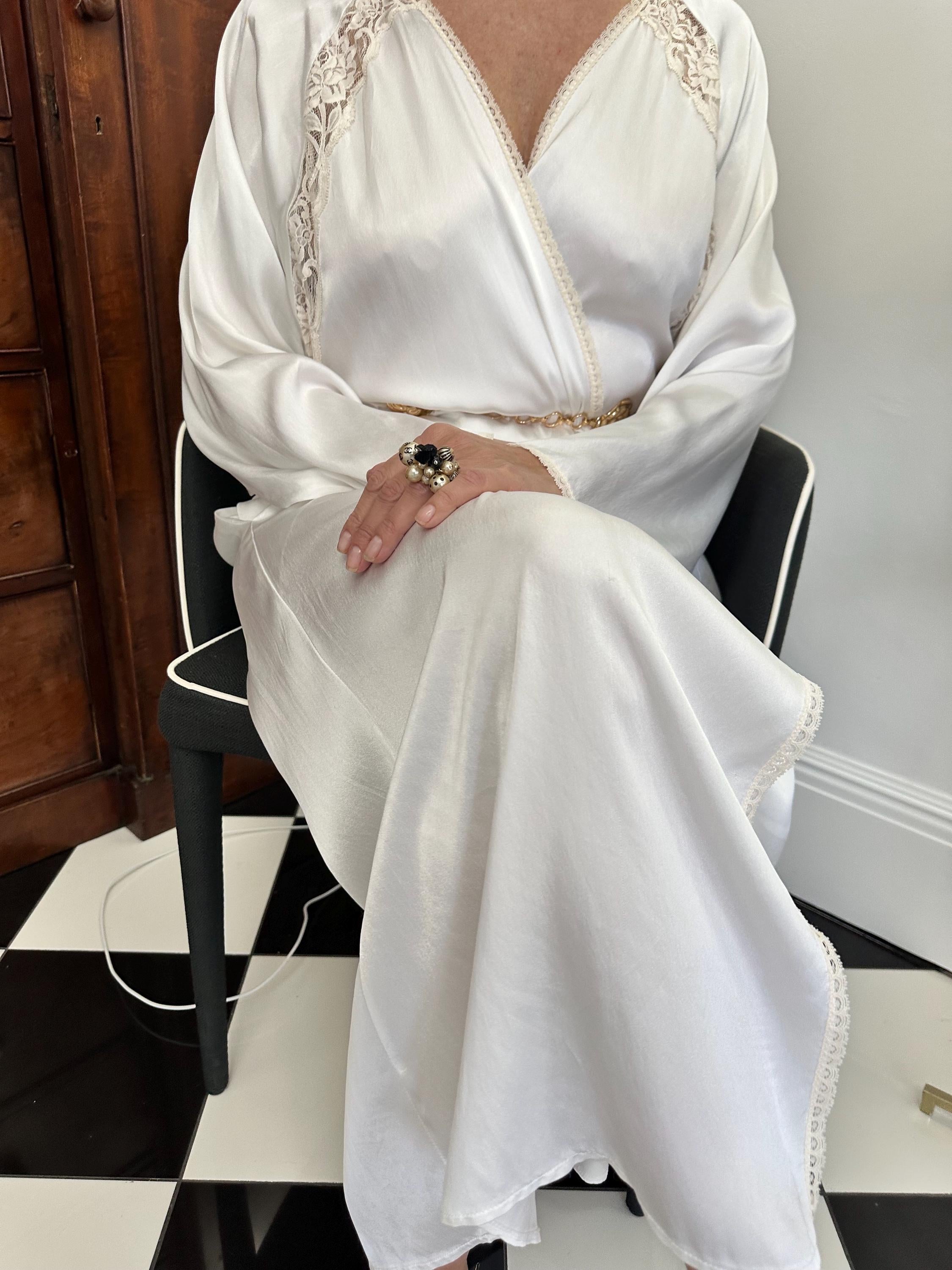 1970s vintage white satin wrap dress robe