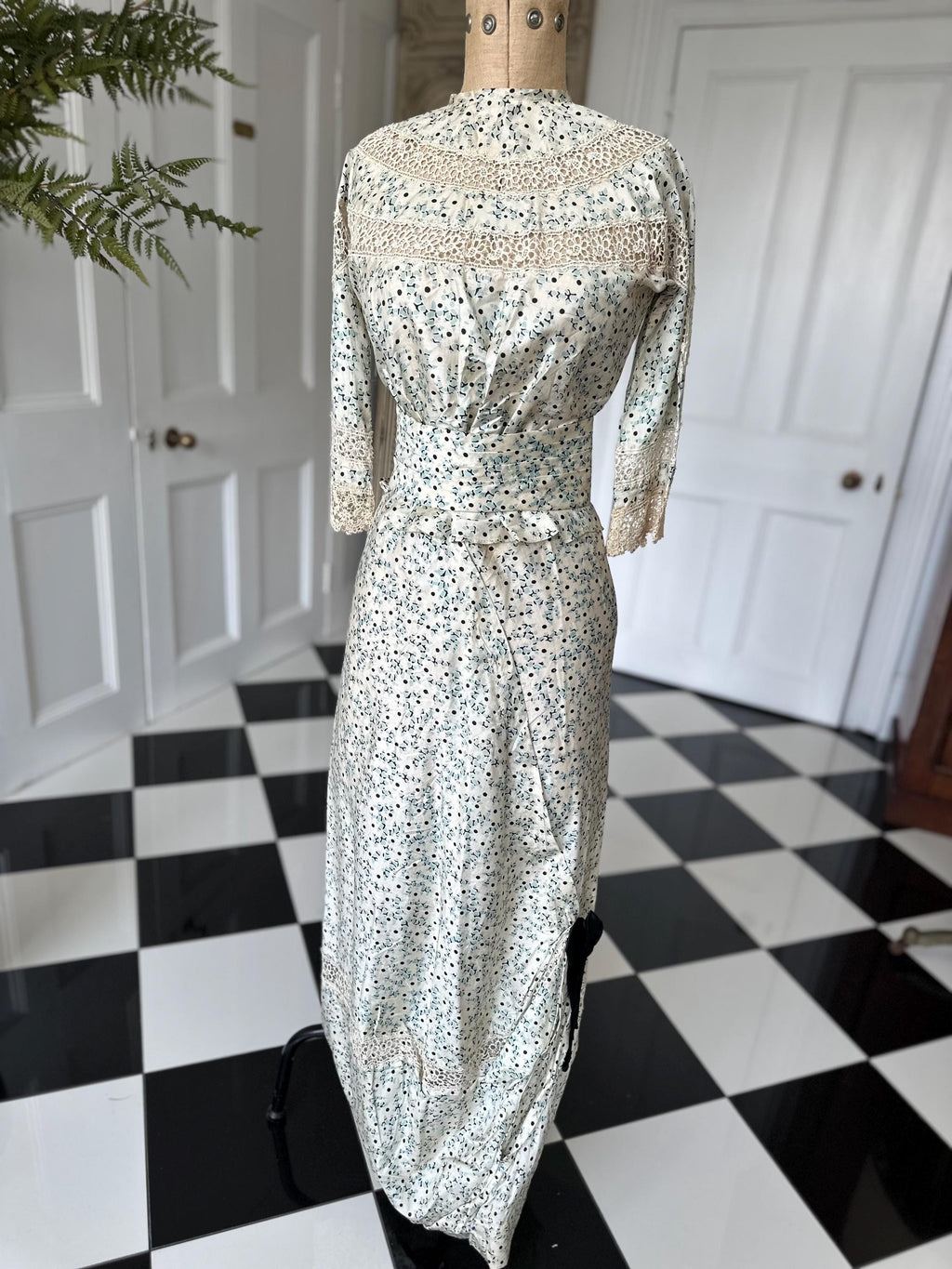 Edwardian Silk Blouse and Skirt Set: Titanic Era, XXS