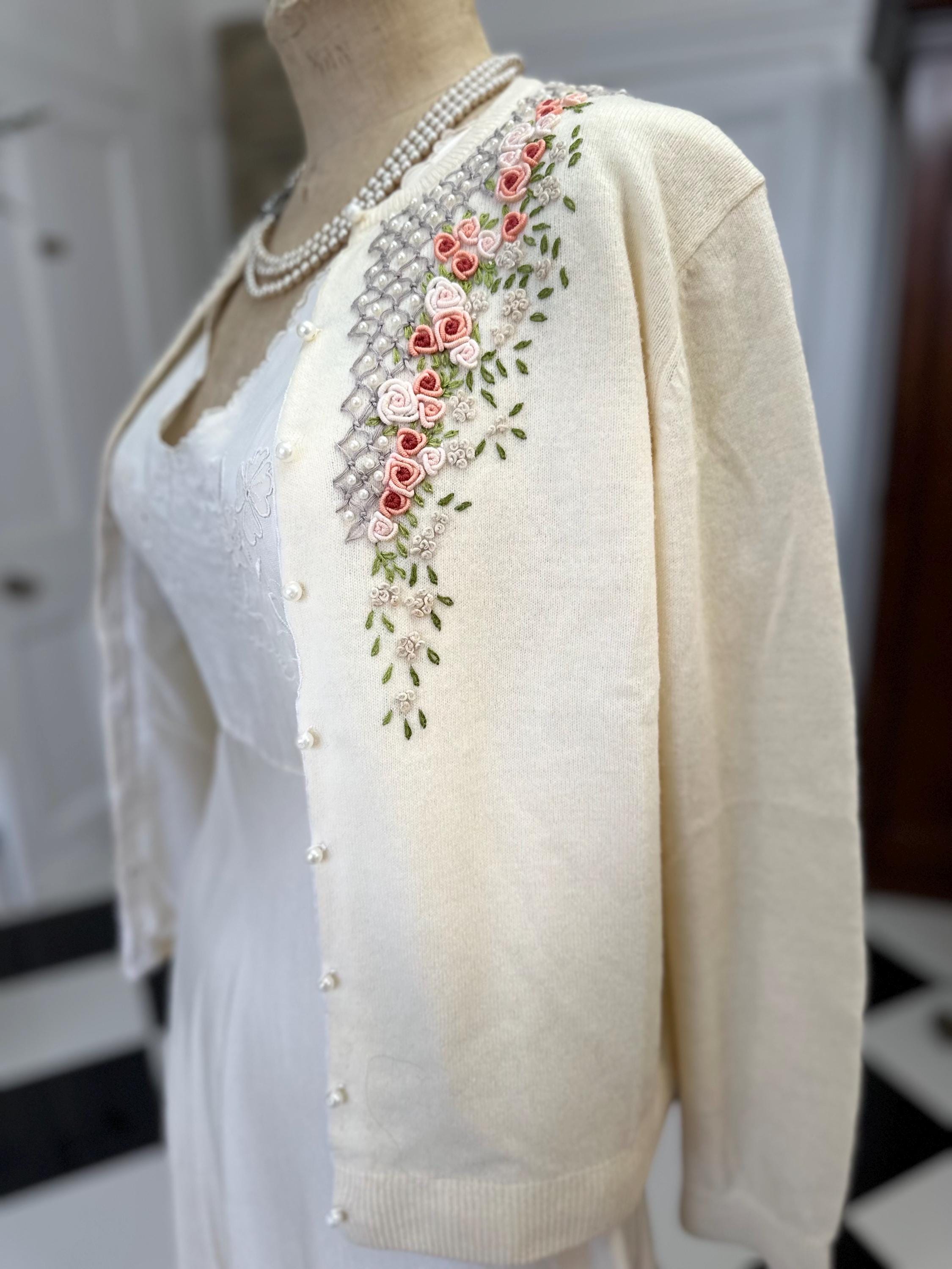 1950s Cream wool embroidery and pearl details