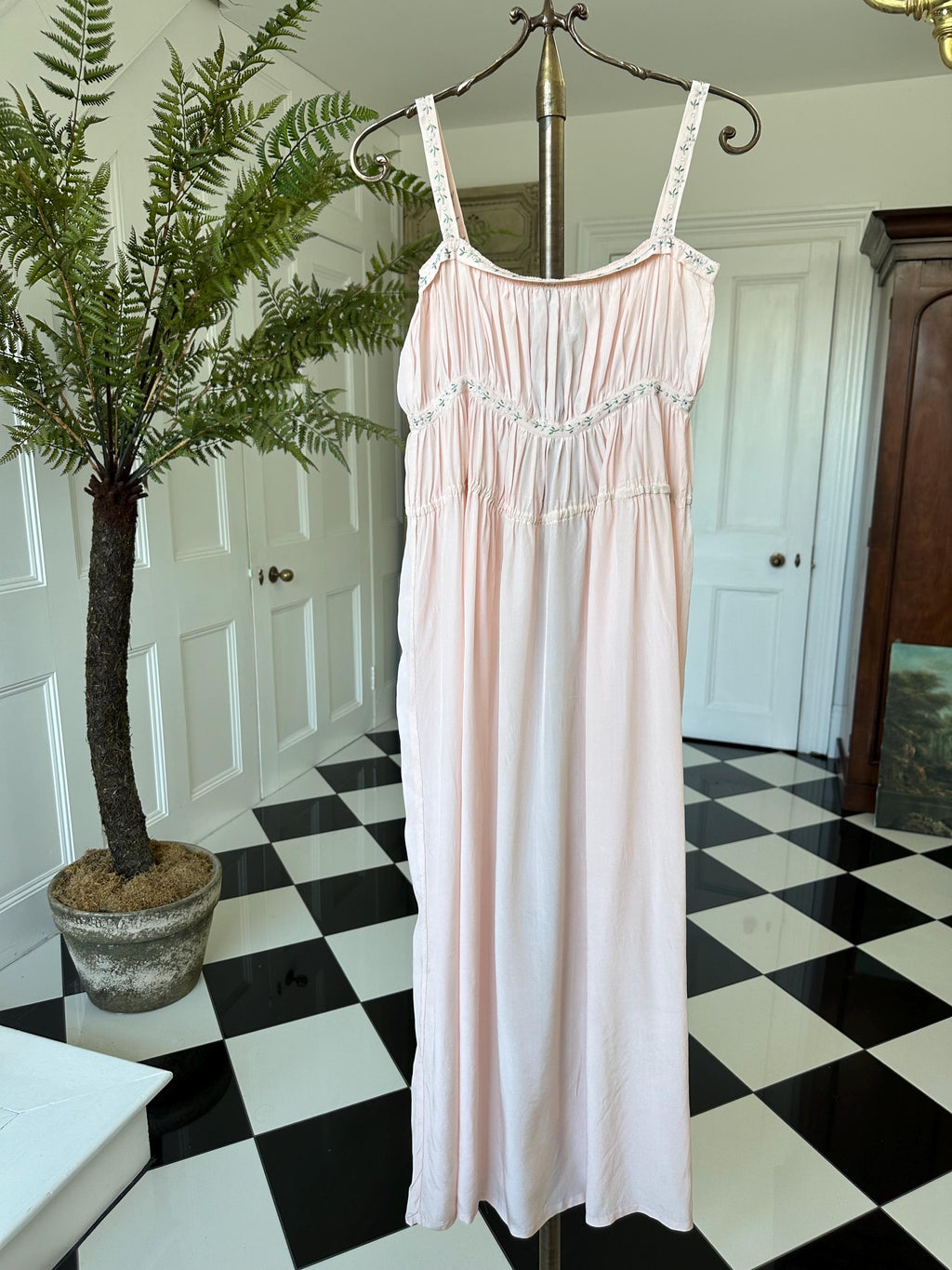 1940s Vintage Peach Silk Dress