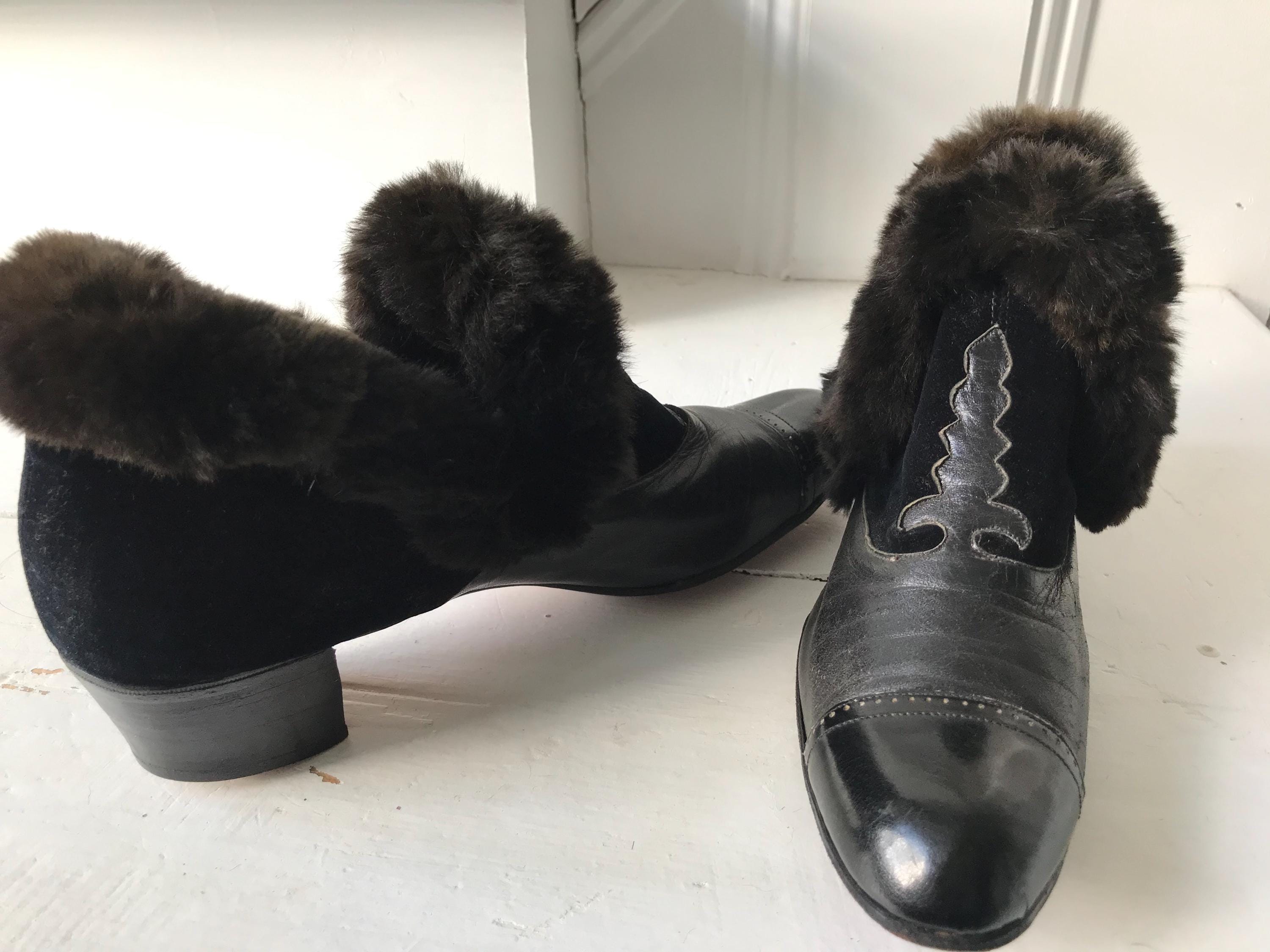 Victorian early Edwardian lady’s winter slipper boots