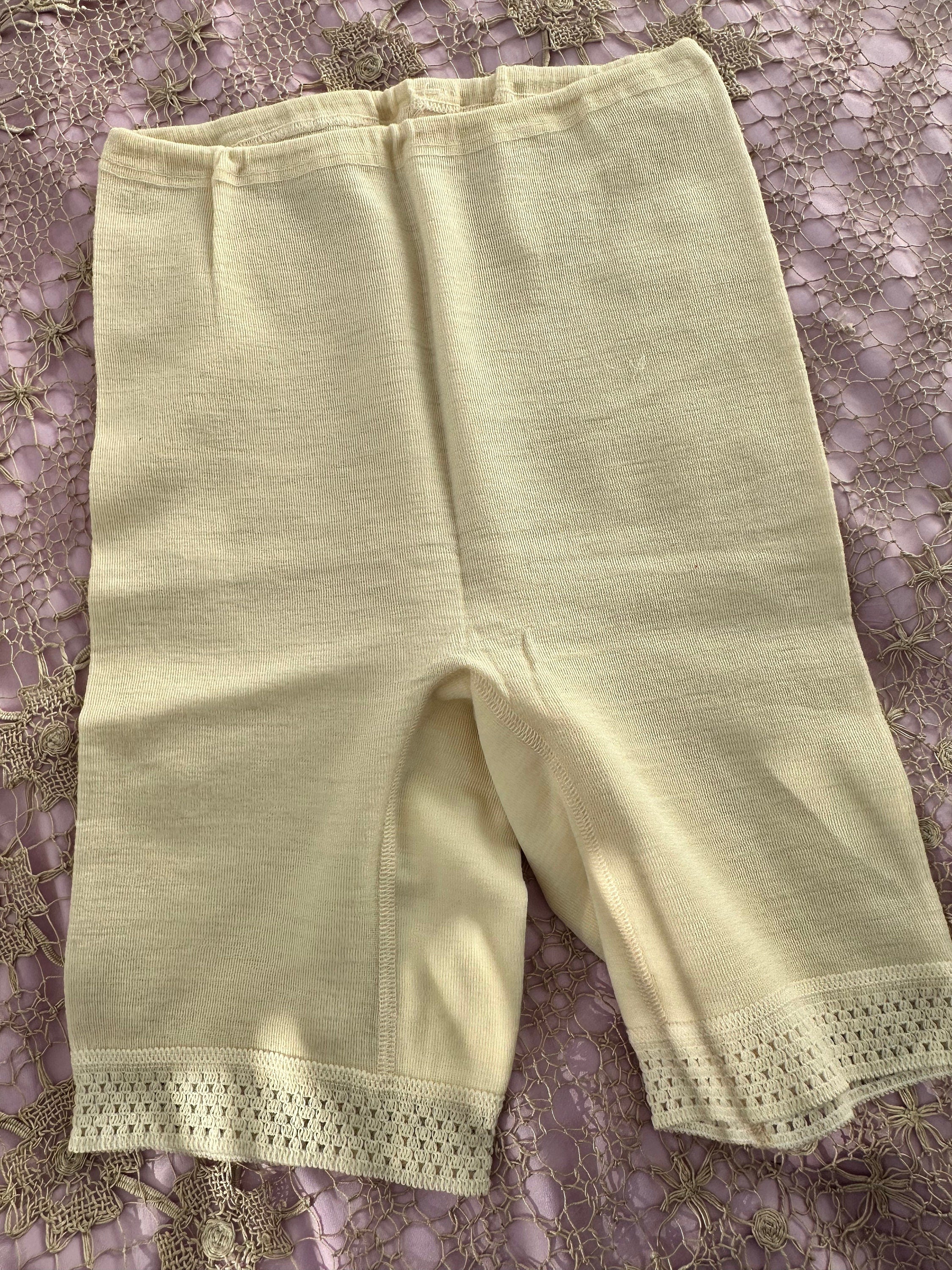 1950s 1960s Wool mix cream winter bloomers knickers long pants new unworn