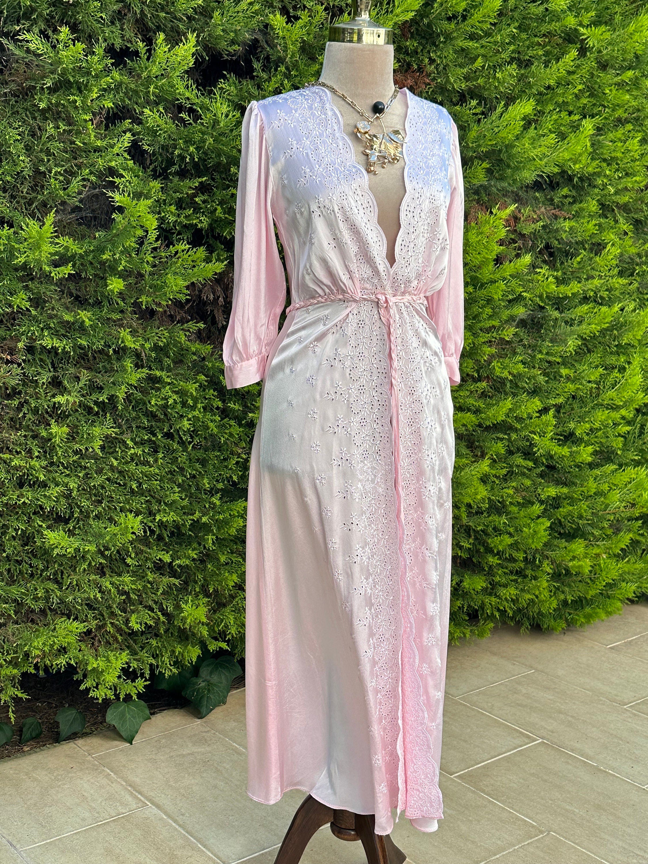 1970 vintage pink peignoir dressing gown kimono