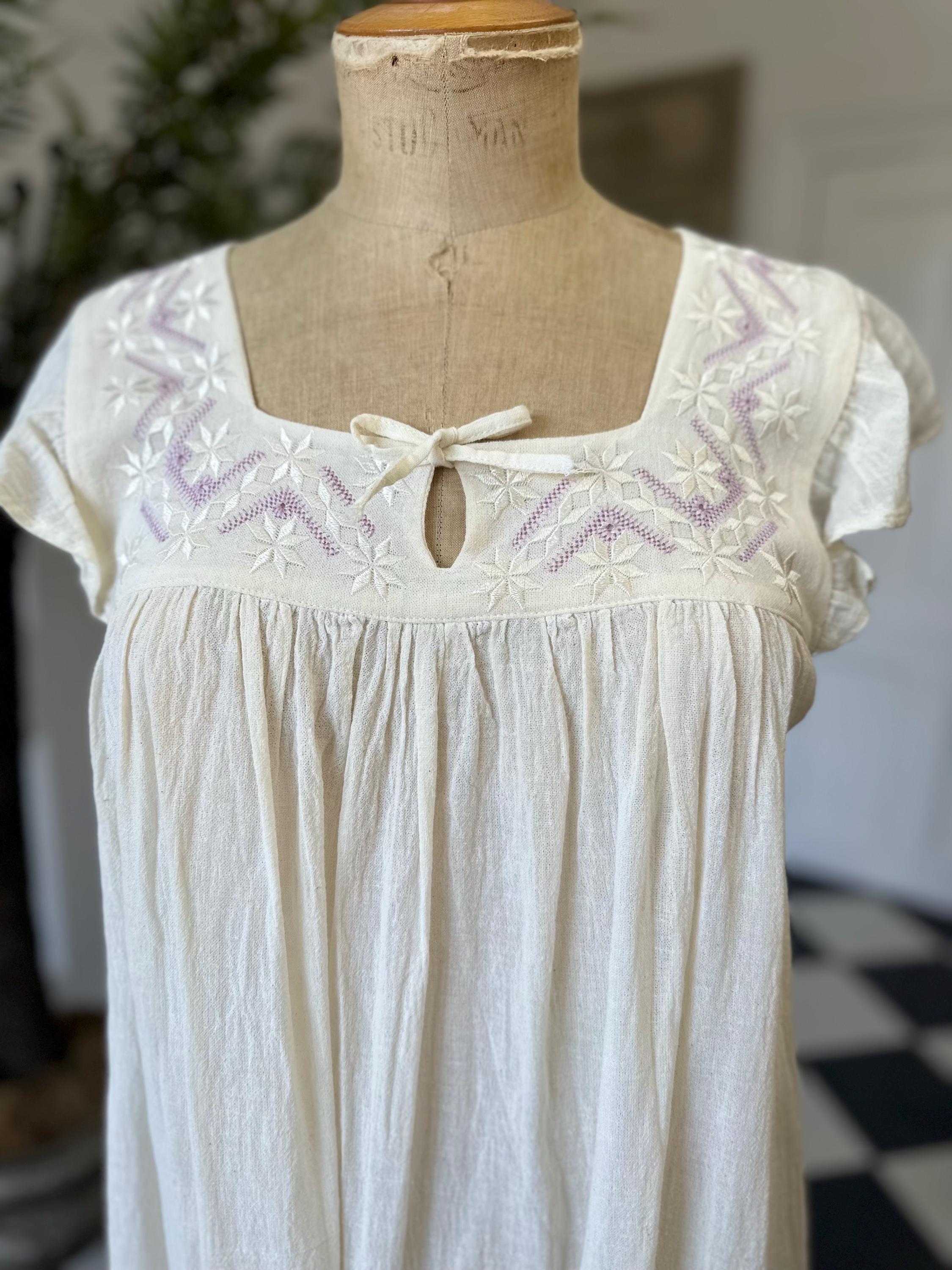 Vintage 1970s muslin long dress with hand embroidery in mauve and cream
