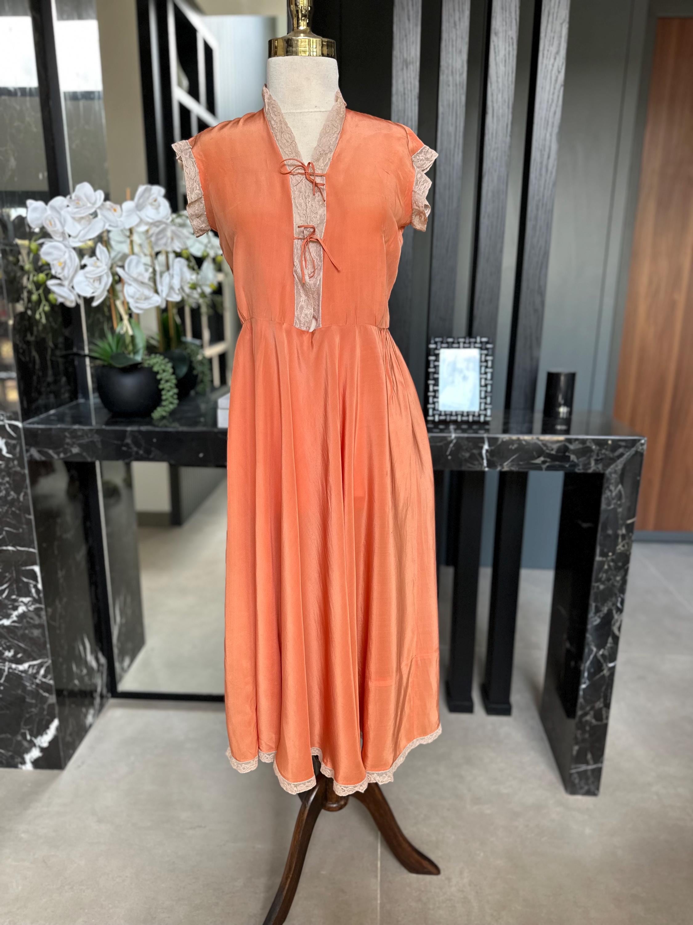 Antique 1920s-1930s Peach Silk  Nightgown dress – Authentic Art Deco dress