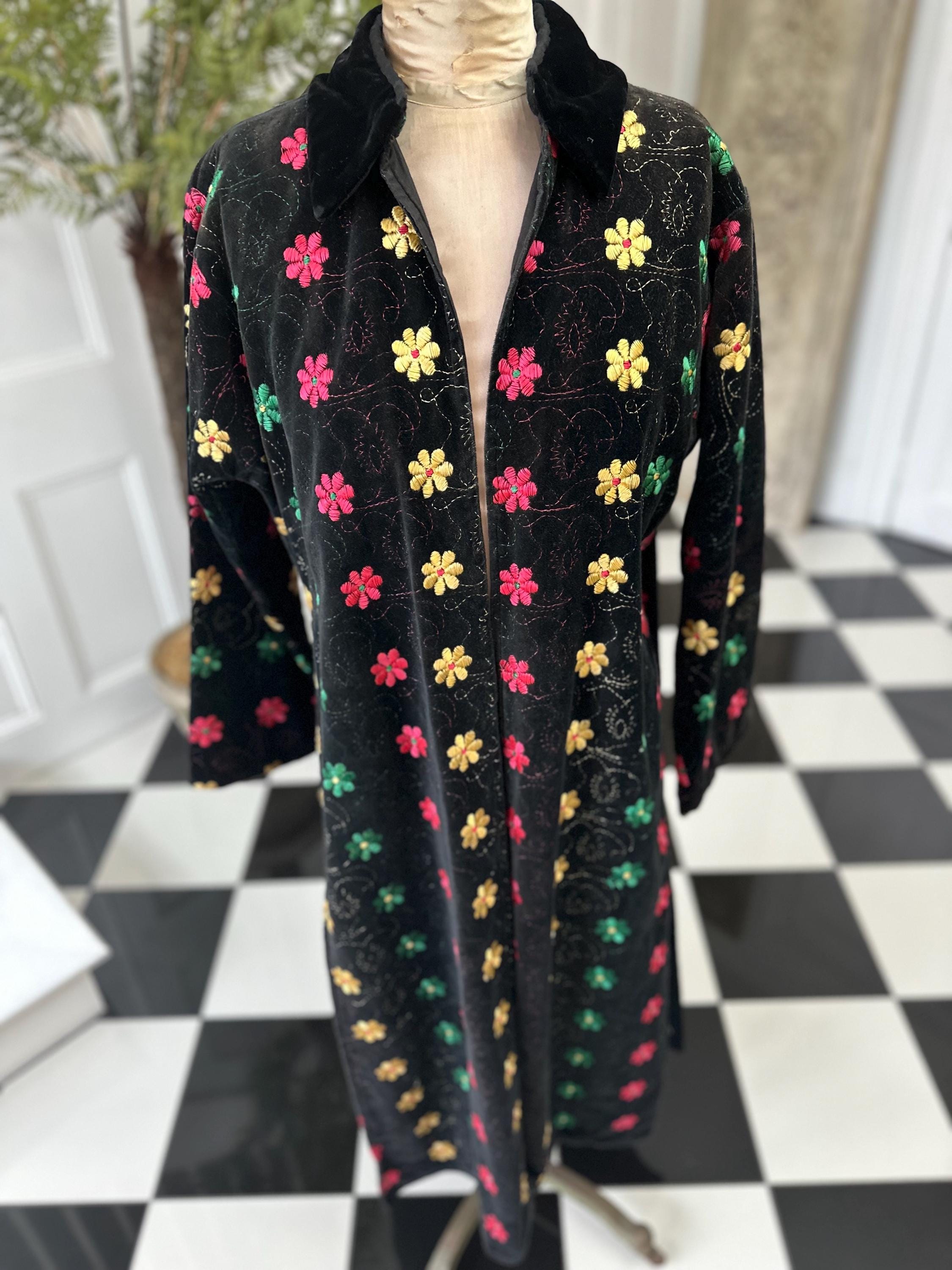 1950s black velvet kimono  house coat with silk embroidery coat