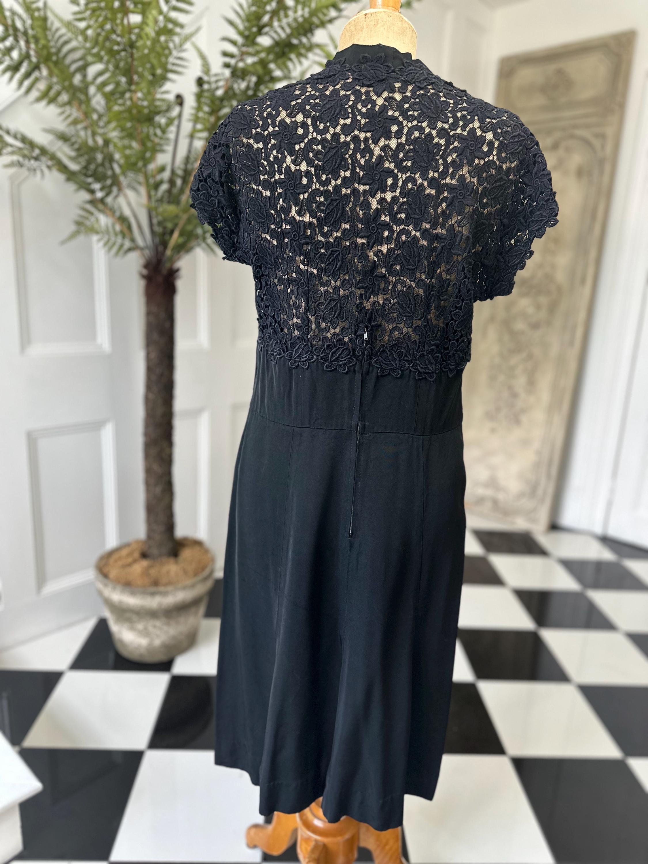 1940s Taffeta and cotton lace shift dress