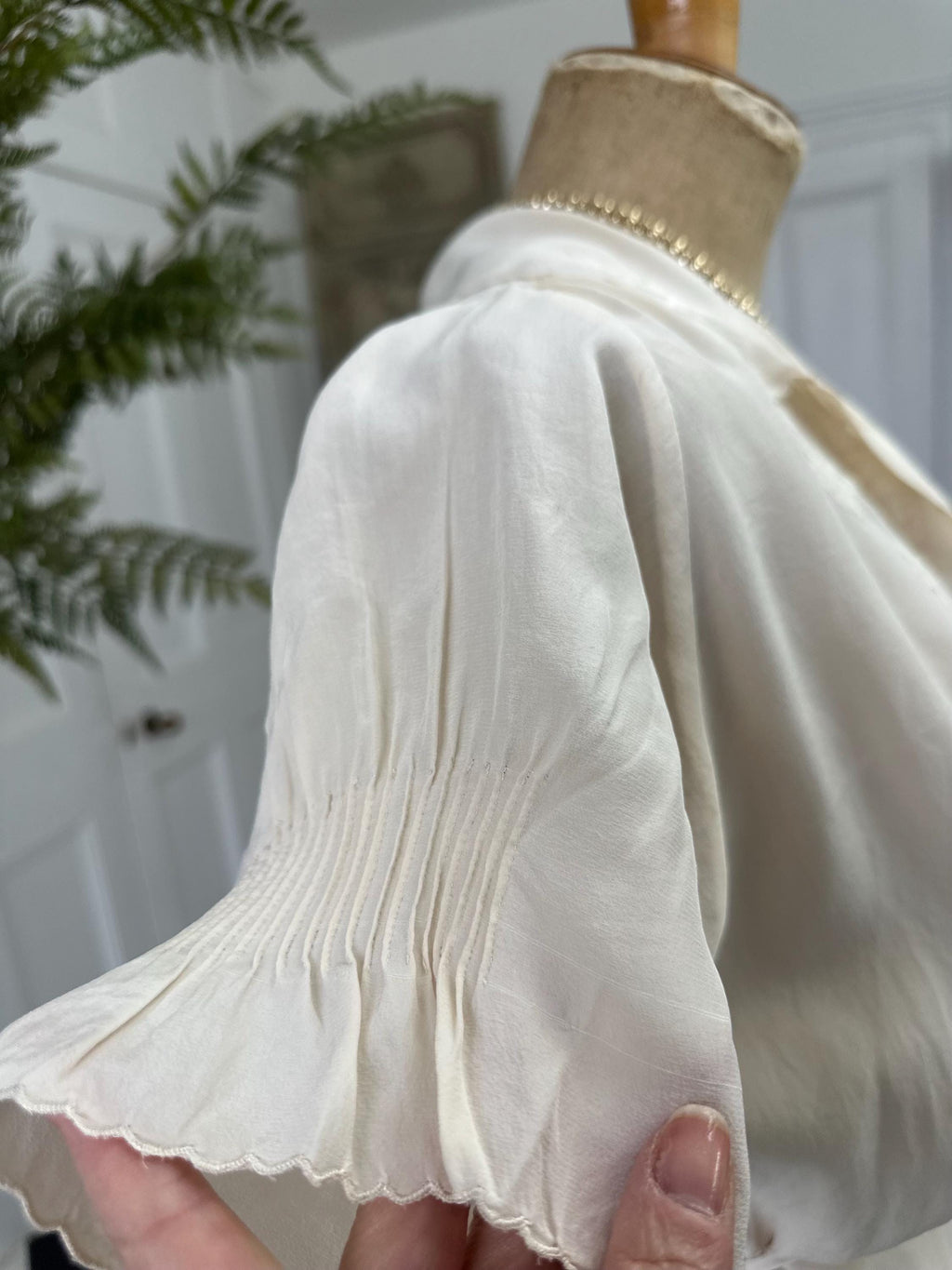 1940s Cream Silk Dress: Vintage Hand Embroidered A-Line