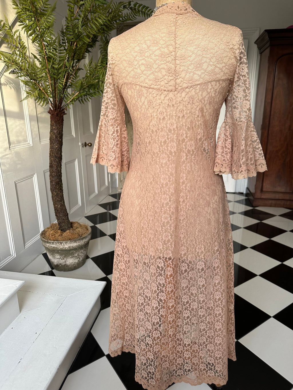 1970s Beige sheer lace peignoir robe with bell sleeves