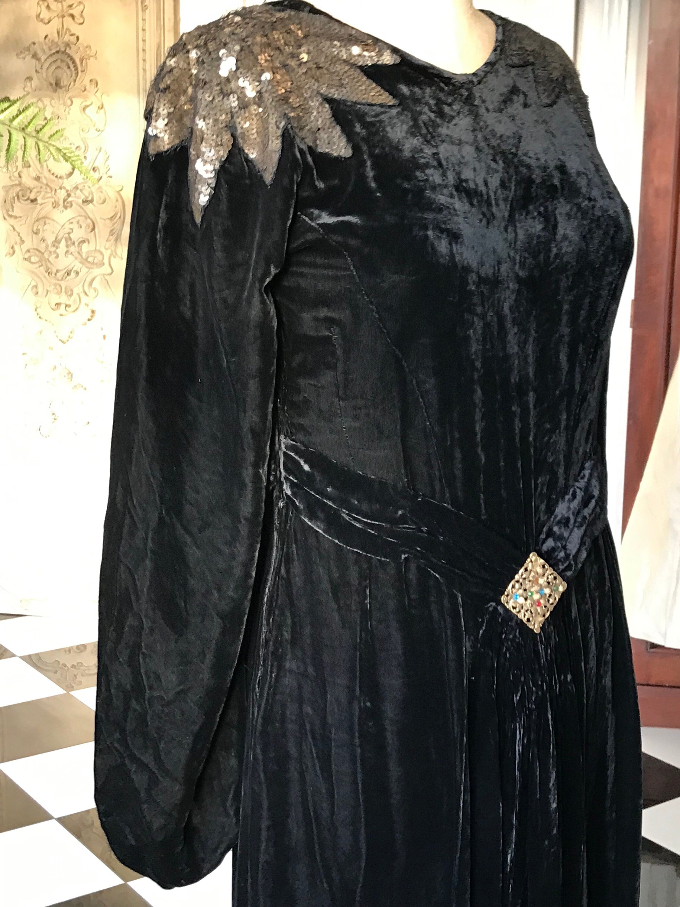 1930s 1940s old Hollywood black silk velvet dress with sequin shoulders details