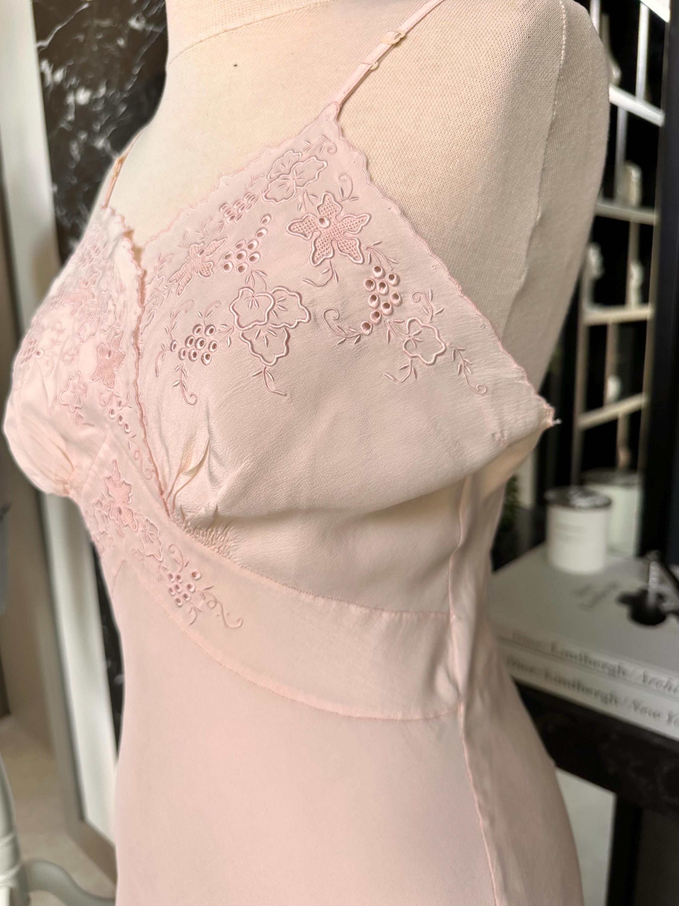 Antique 1930s Pale Pink Silk Slip – Authentic Art Deco Embroidery & Bias Cut