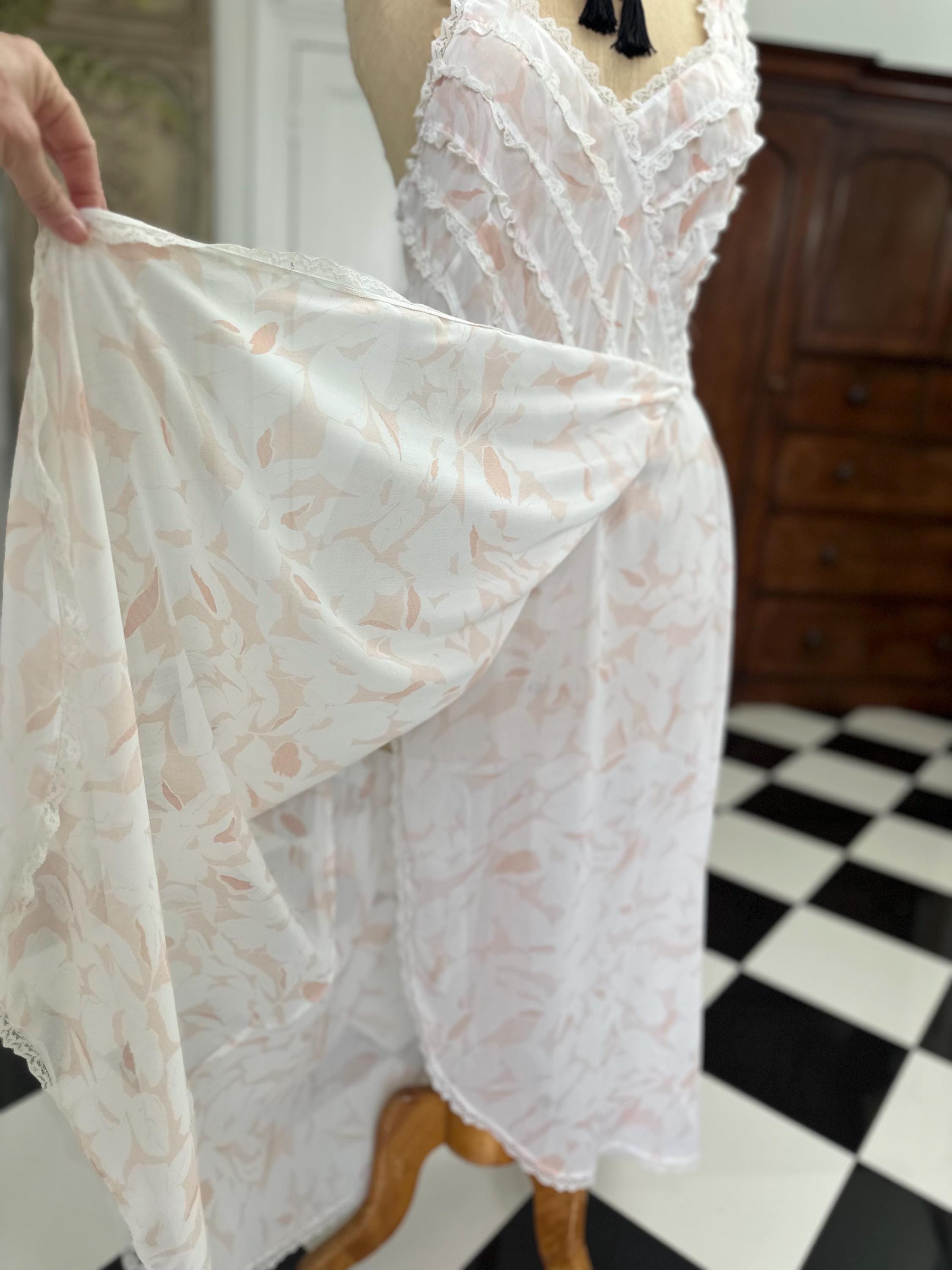 Vintage Chiffon Lightweight Slip Dress with Lace Ruffle Front – White and Peach Details