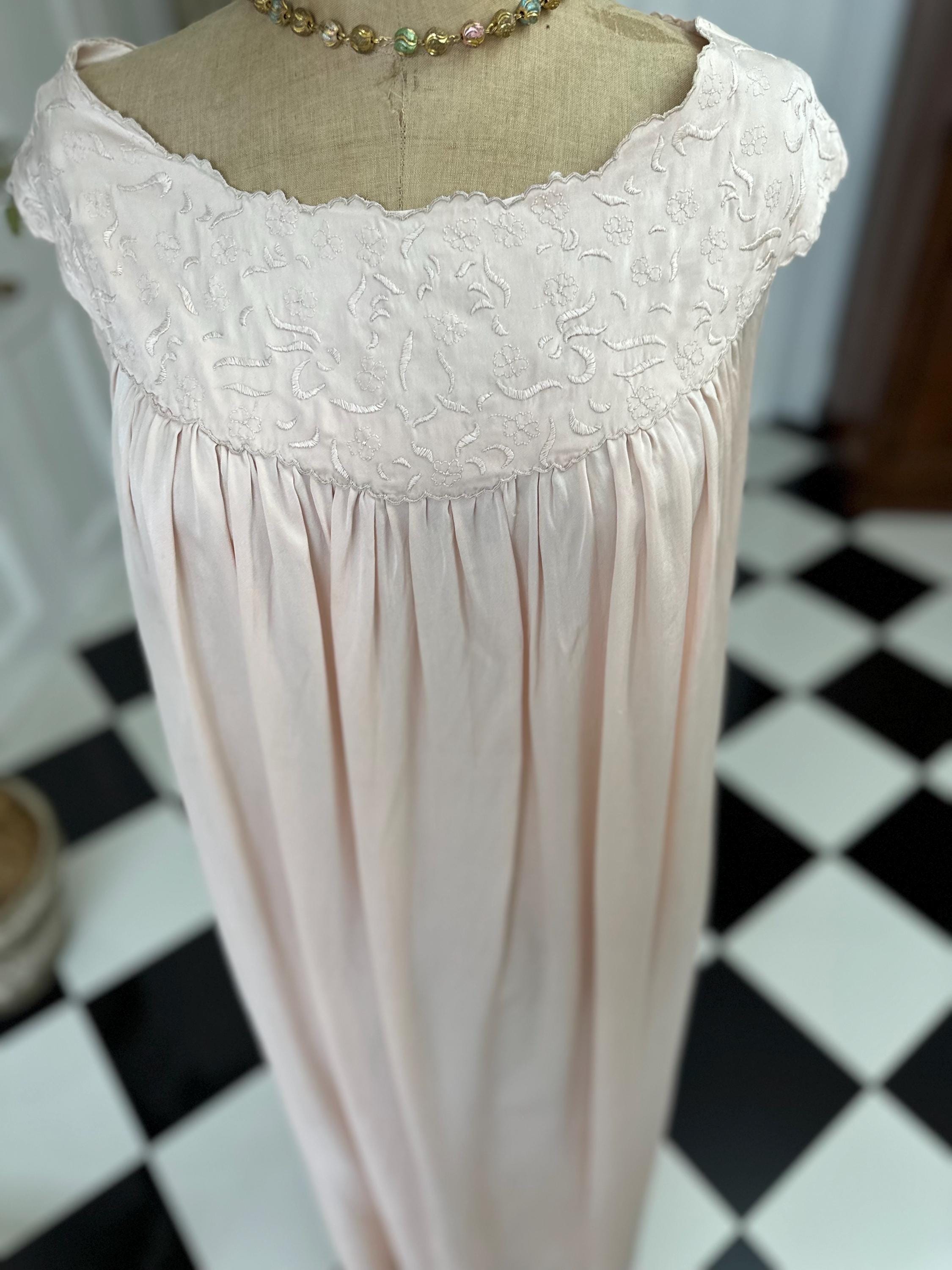 1940s pale lilac pink silk loose slip dress with boat neckline with  embroidery