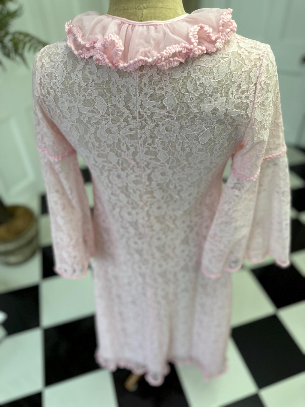 Vintage 1970 Pink Lace Peignoir  Bell Sleeves  Ruffle Neckline