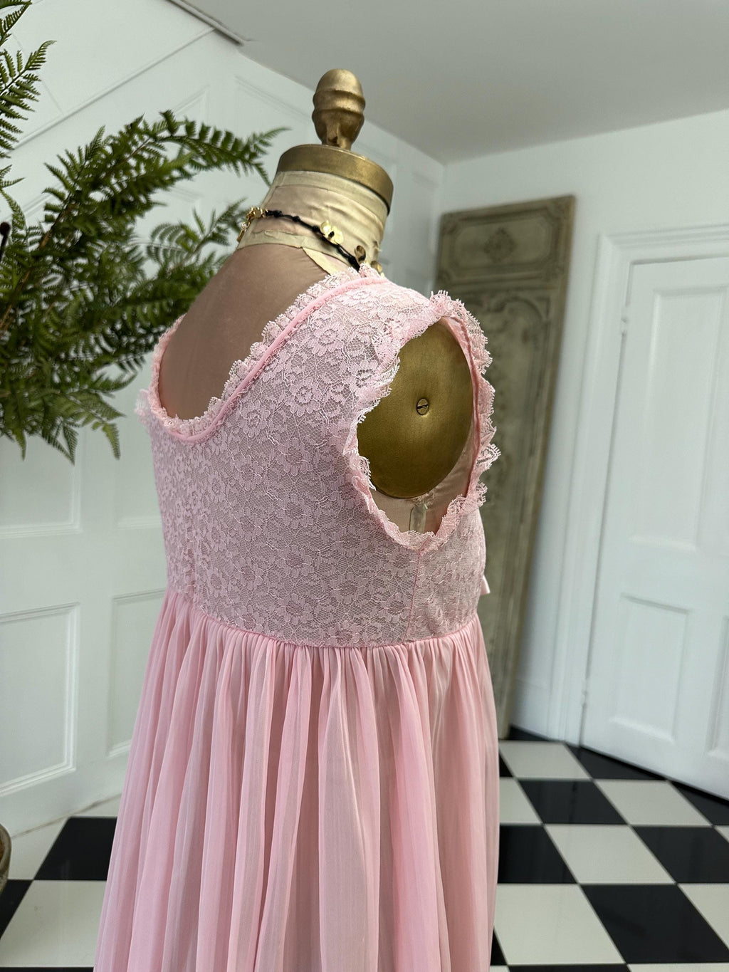 Vintage baby doll lace slip 1970s