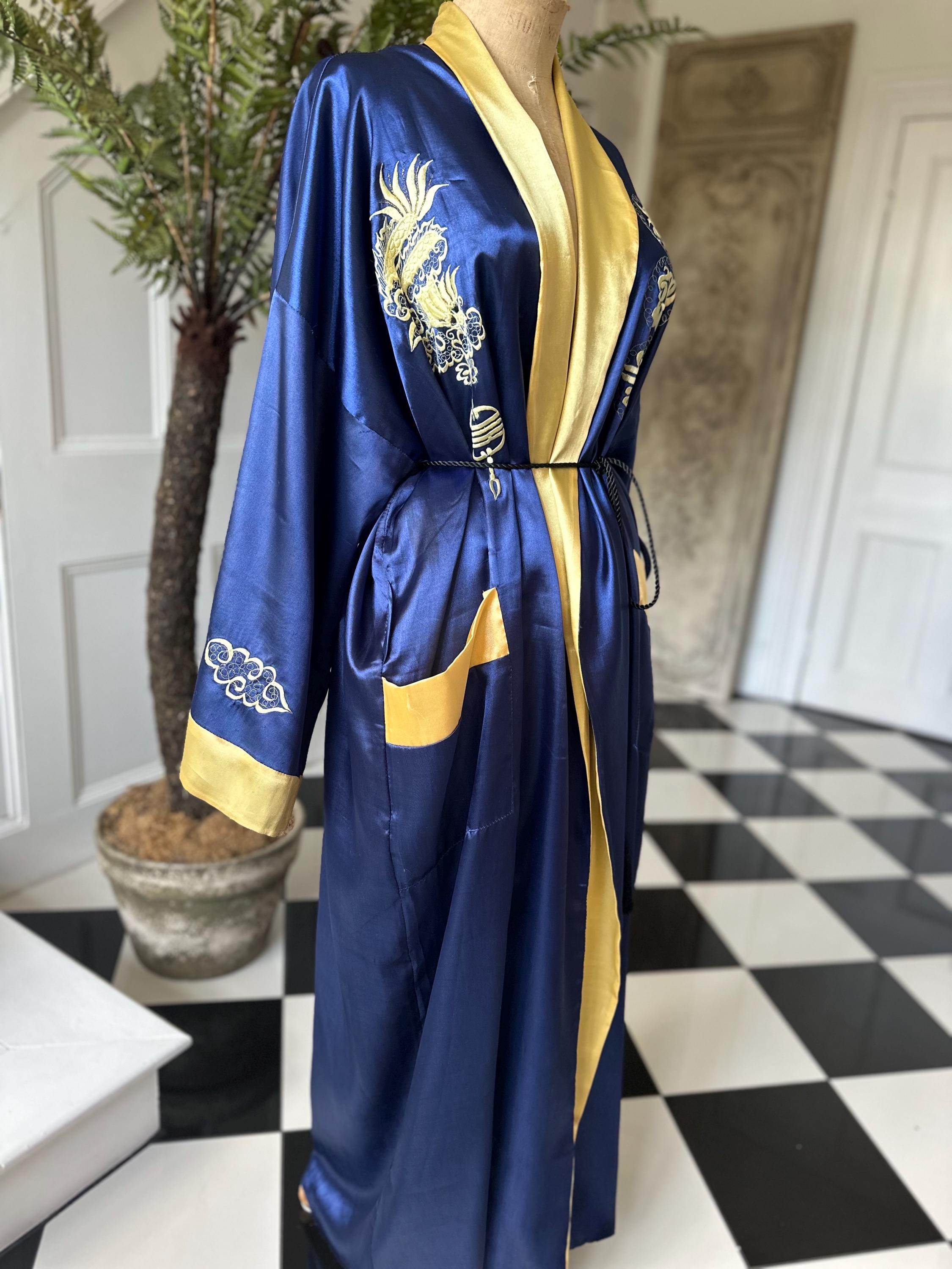 1970s reversible Kimono in yellow and royal blue size XXL