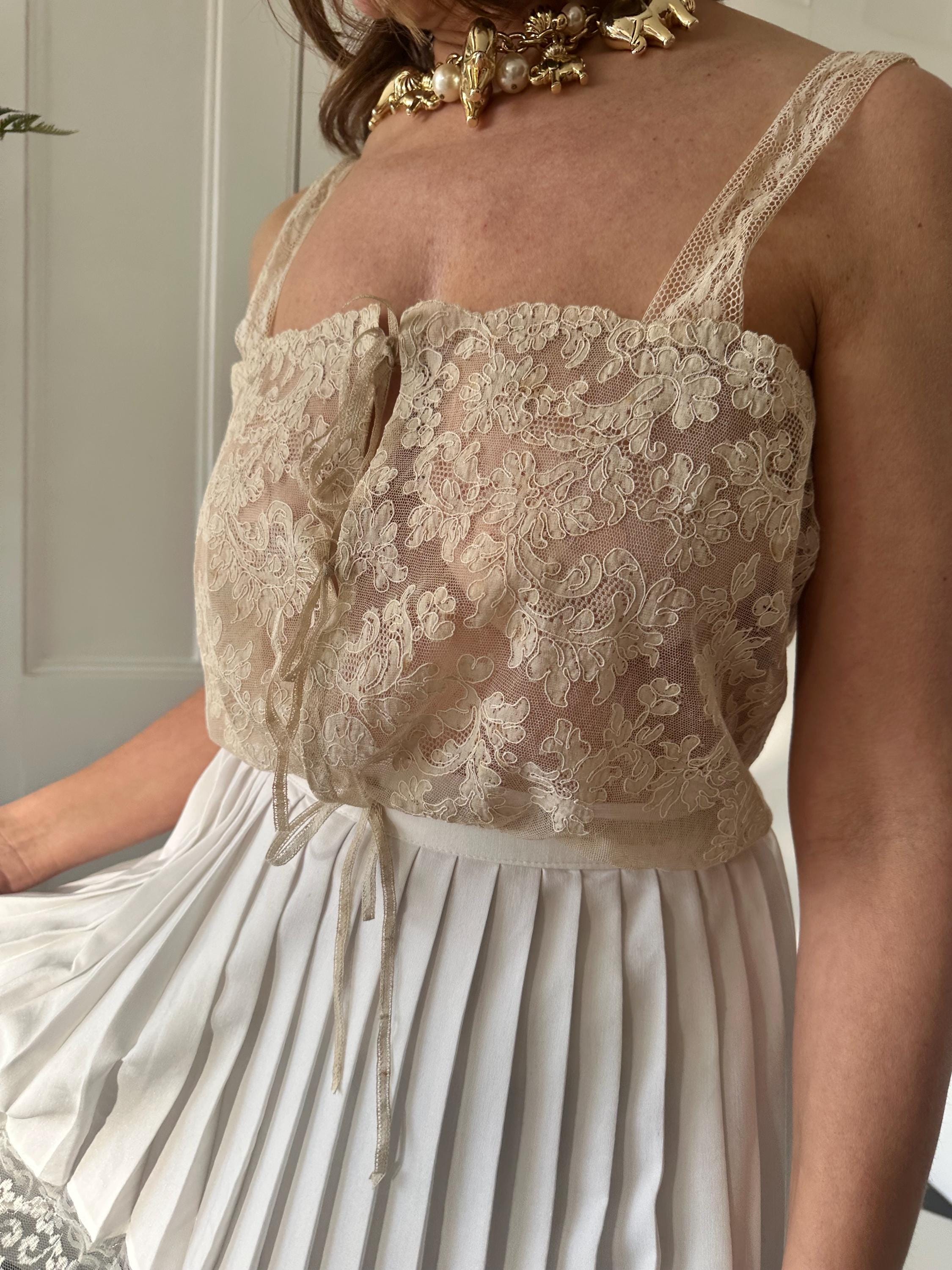 1930s beige lace camisole chemise corset cover