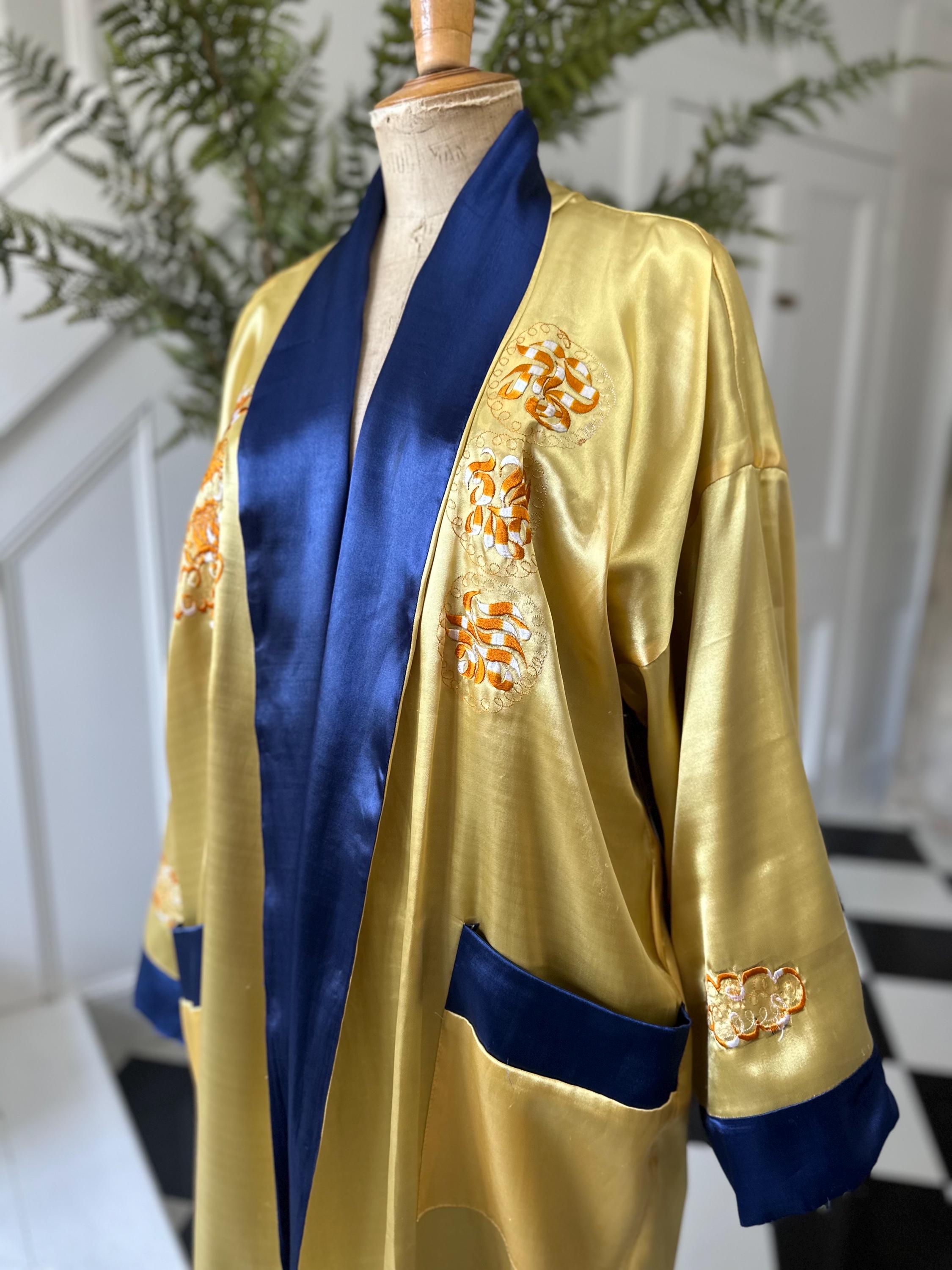 1970s reversible Kimono in yellow and royal blue size XXL