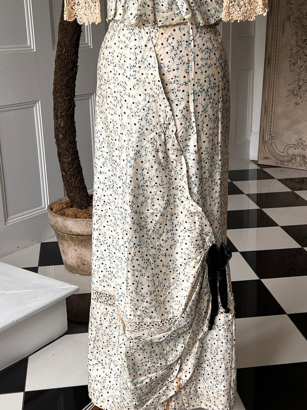 Edwardian Silk Blouse and Skirt Set: Titanic Era, XXS