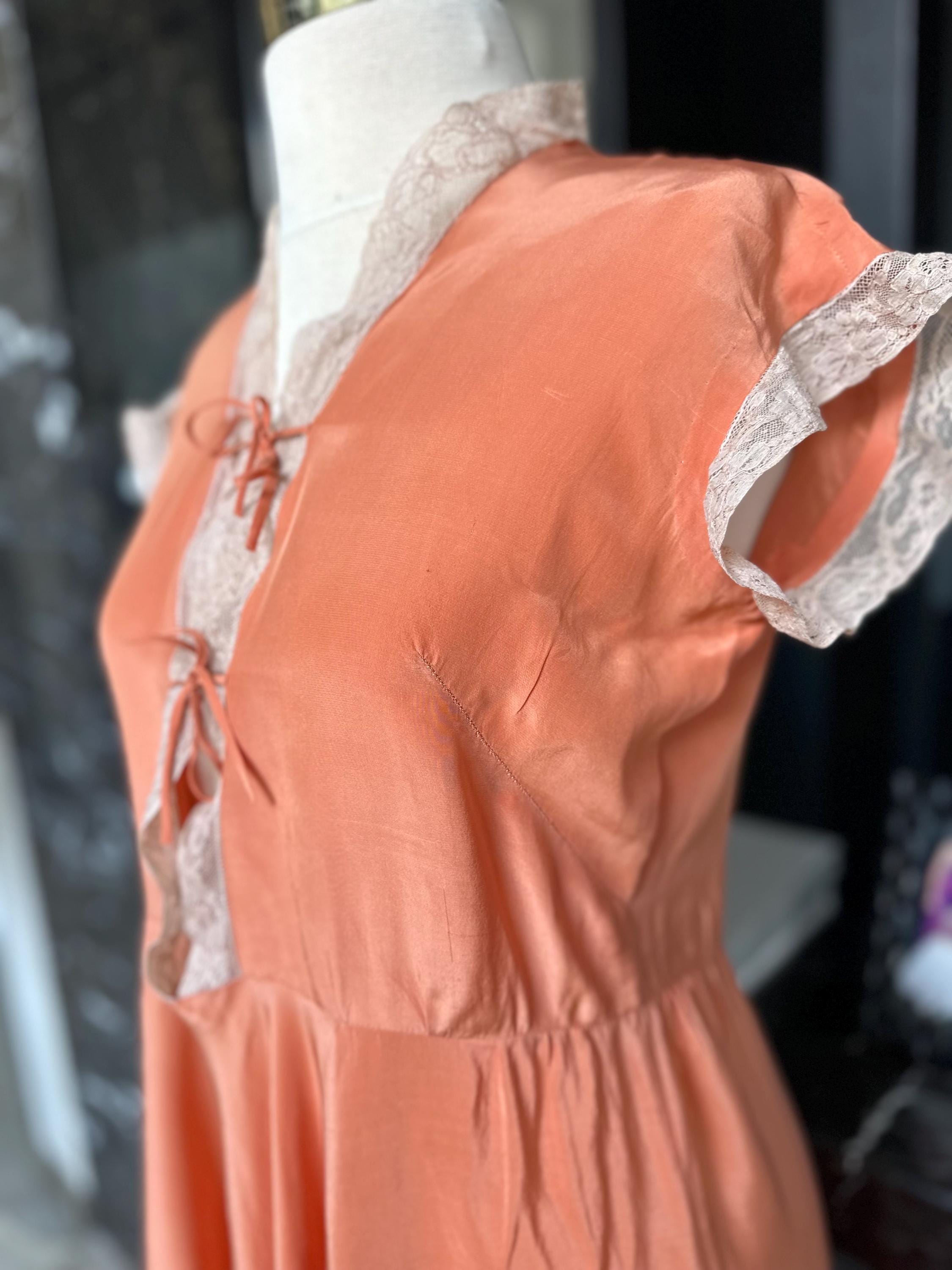 Antique 1920s-1930s Peach Silk  Nightgown dress – Authentic Art Deco dress