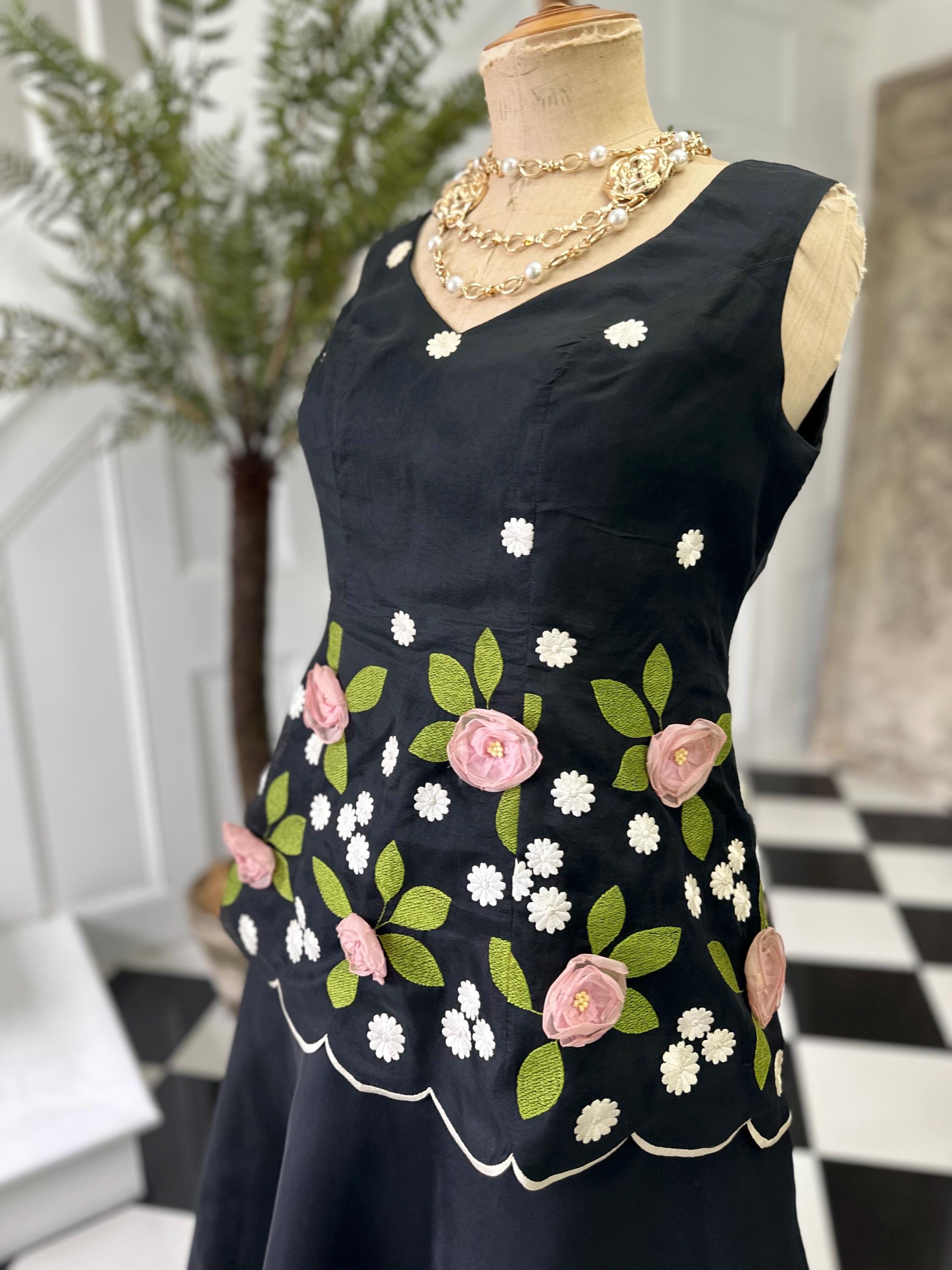 Vintage 1950s silk organdie 2 piece set 3D floral blouse with tiered skirt