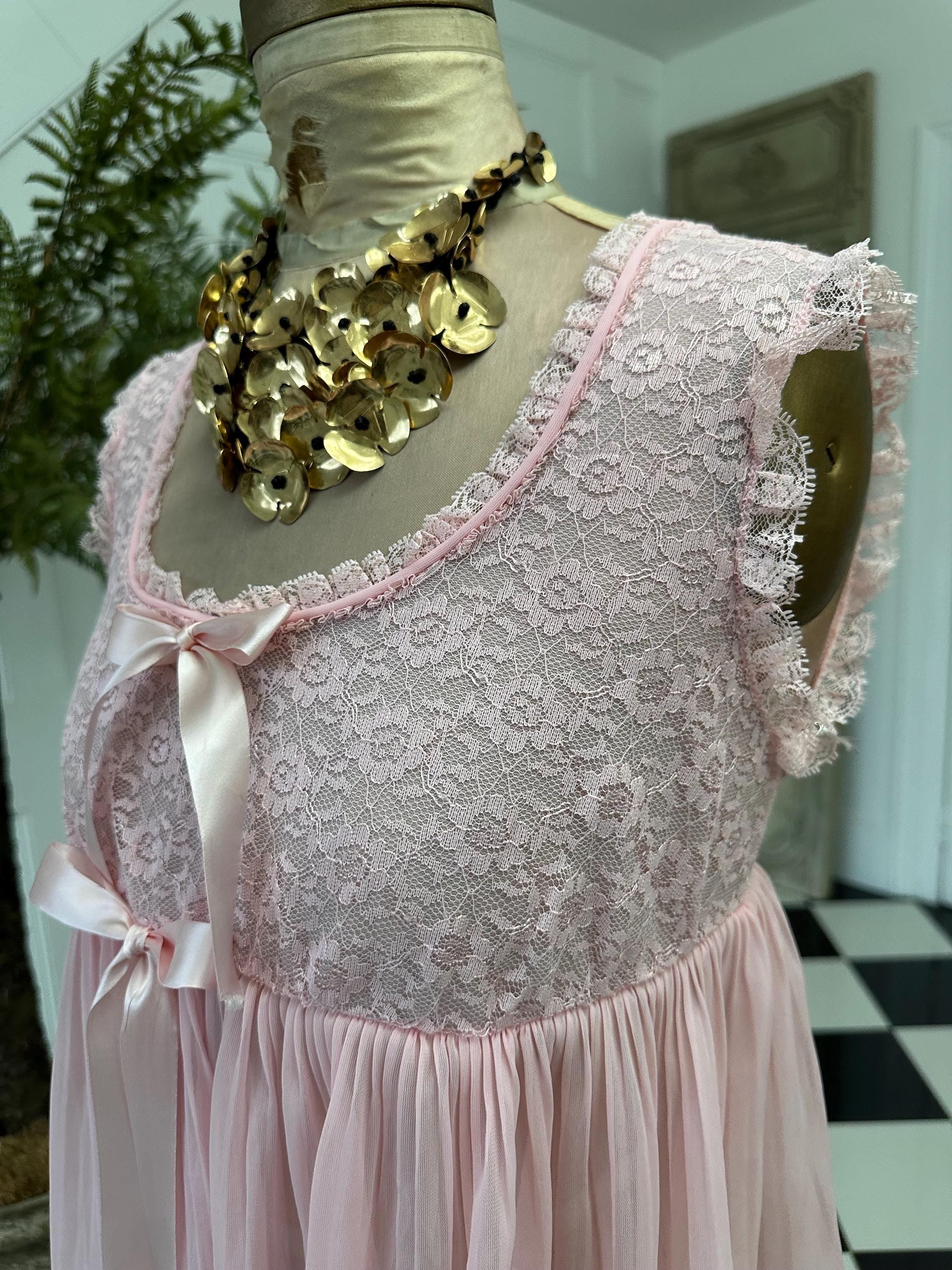 Vintage baby doll lace slip 1970s
