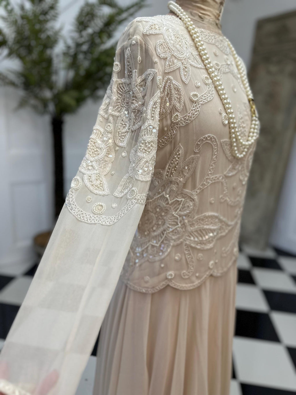 Vintage very pale pink silk party dress with beaded details