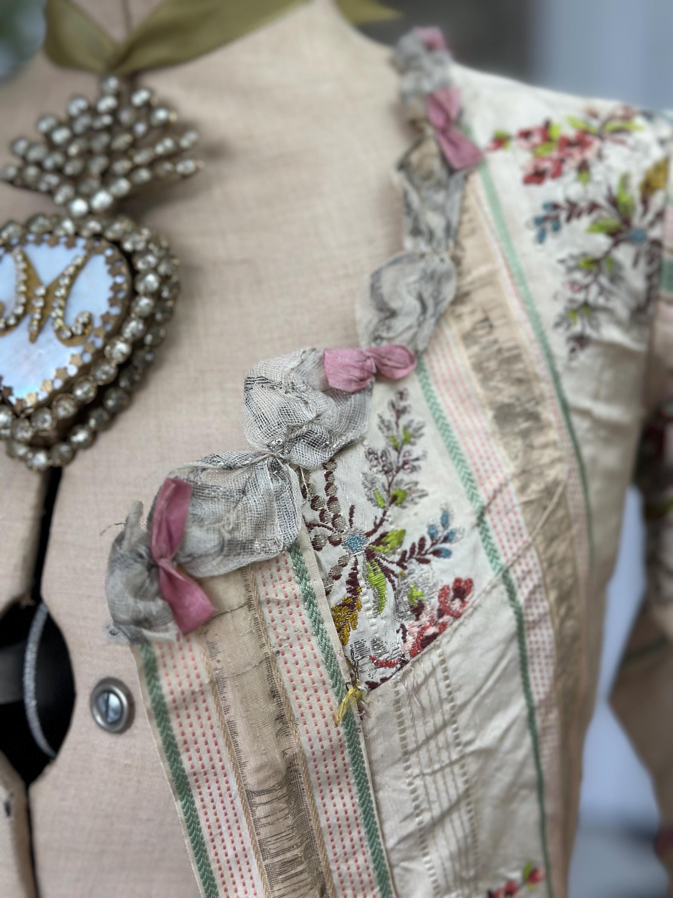 Rare 1770s Spitalfields Silk Bodice with Elegant Trimming Museum Quality Collectible