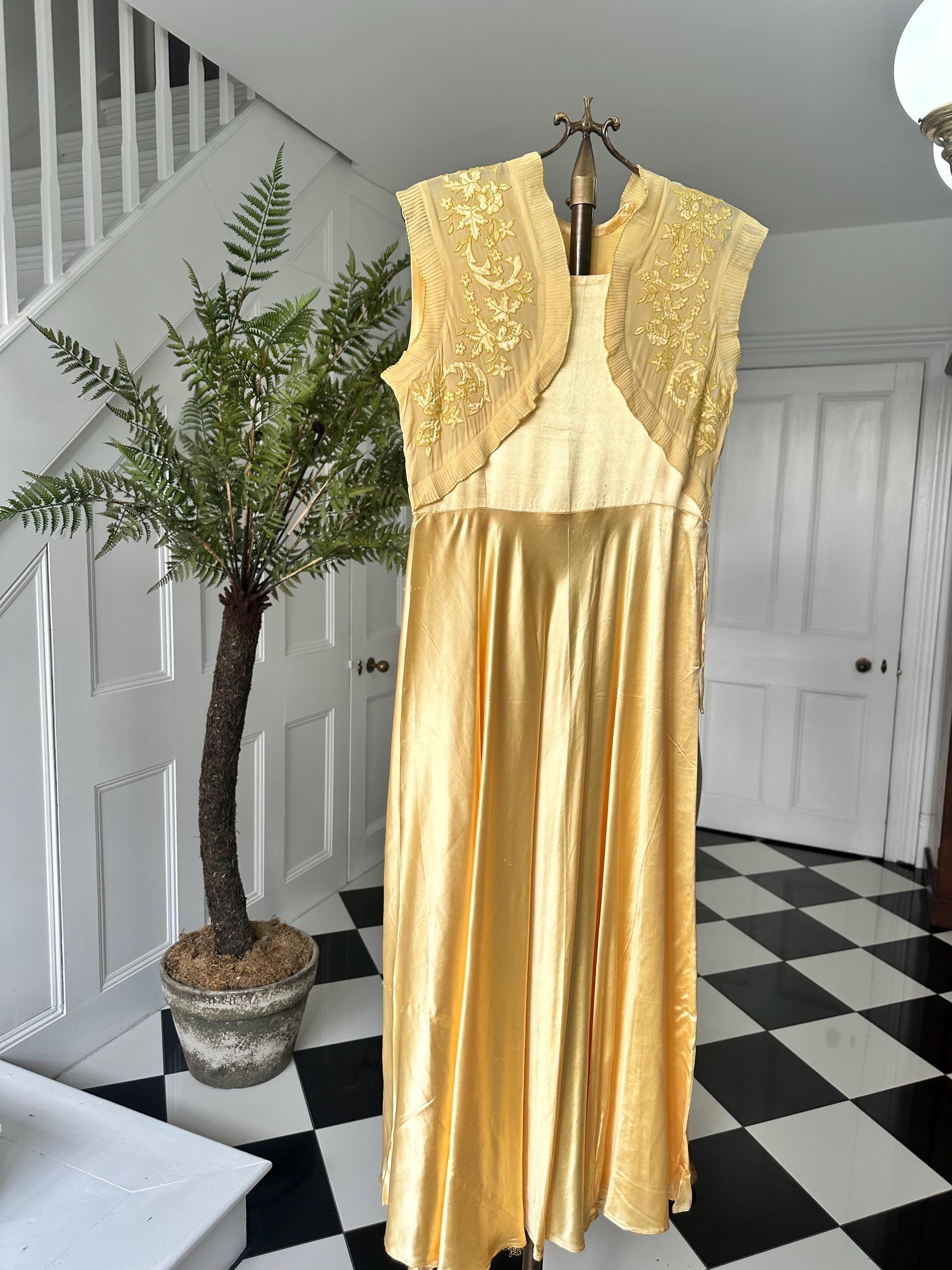 Vintage 1930s yellow Liquid Silk  Hand-Embroidered Charmeuse Bias Cut Gown slip dress