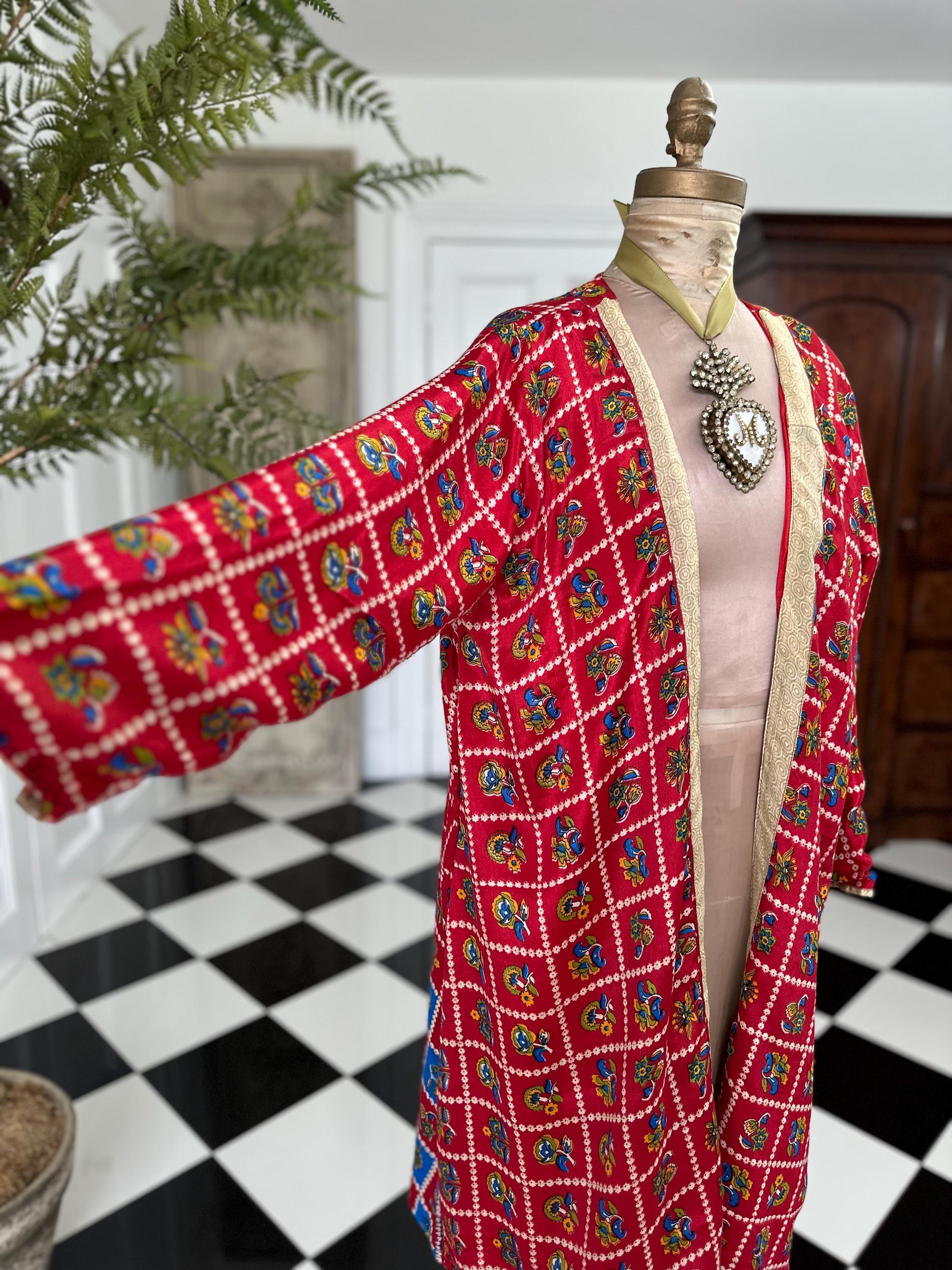 Vintage Silk Reversible Kimono: Upcycled Saree Fabric