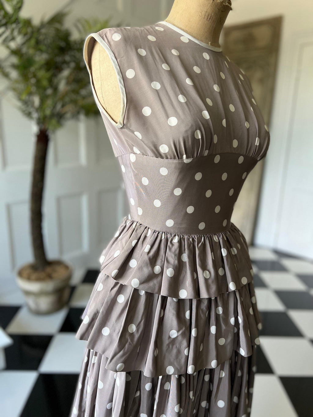 1950s mink and  white  silk tafetta polka dot ruffle skirt dress