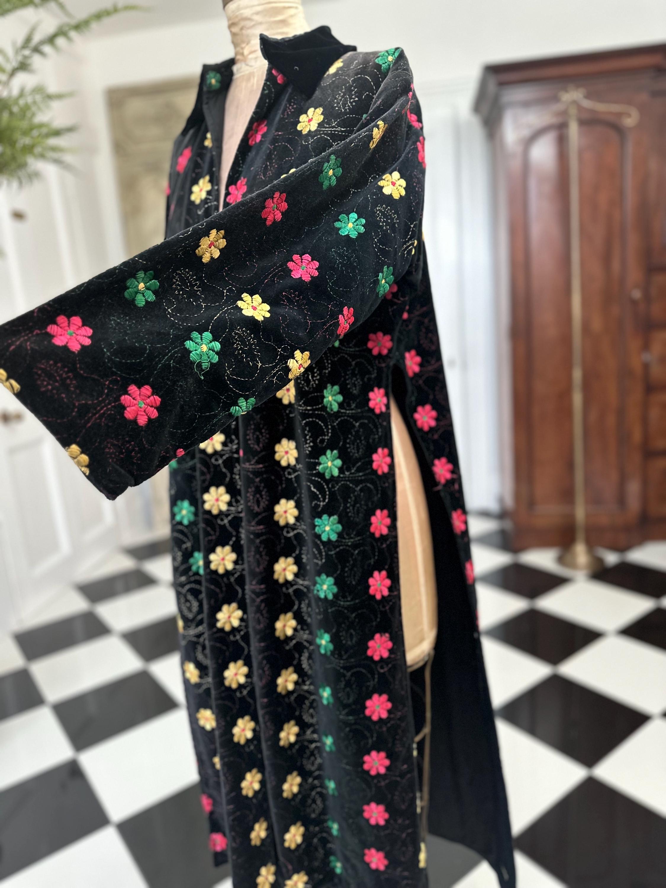 1950s black velvet kimono  house coat with silk embroidery coat